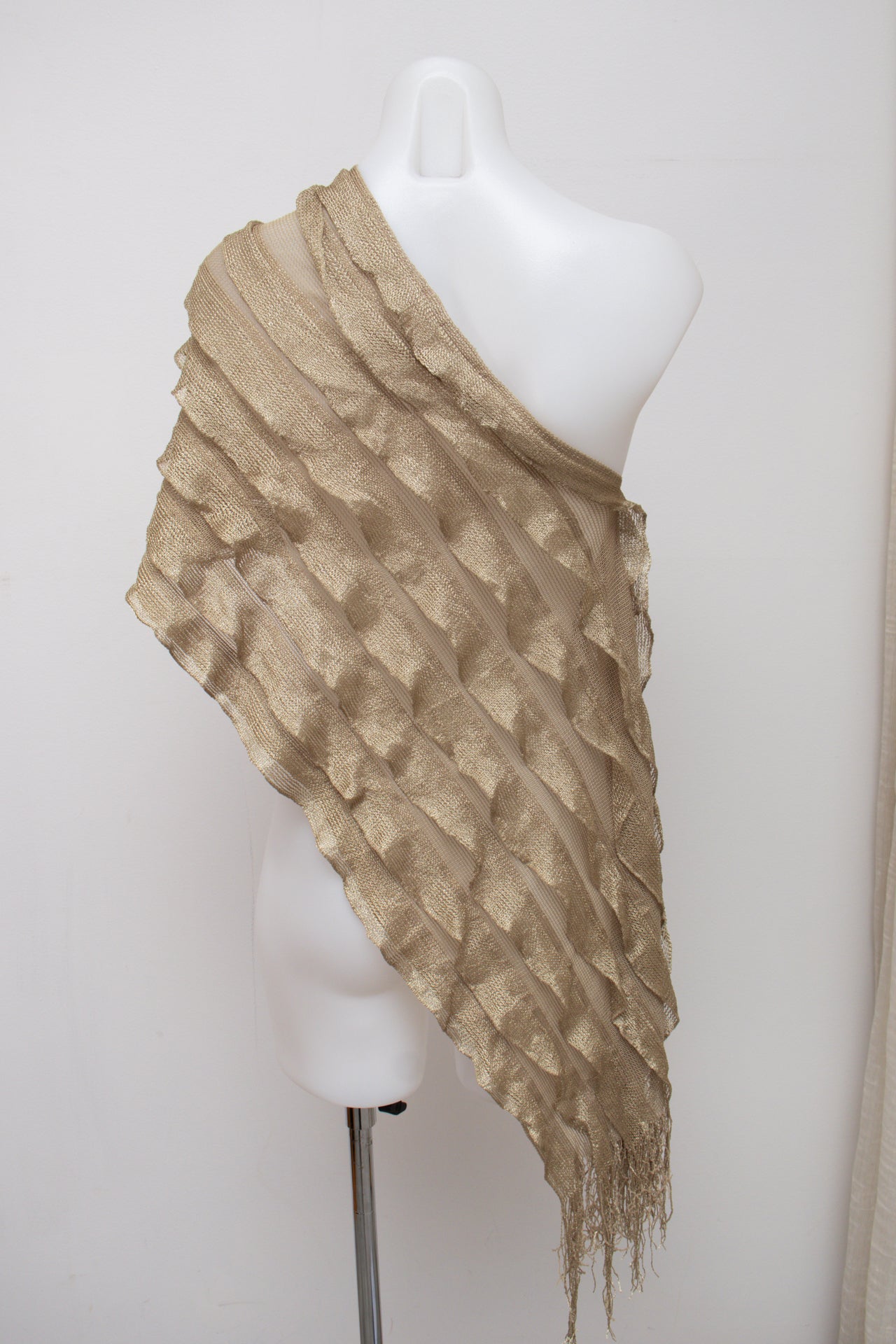 #113 Camisole Gold | c. 194 | Size 4/6/8