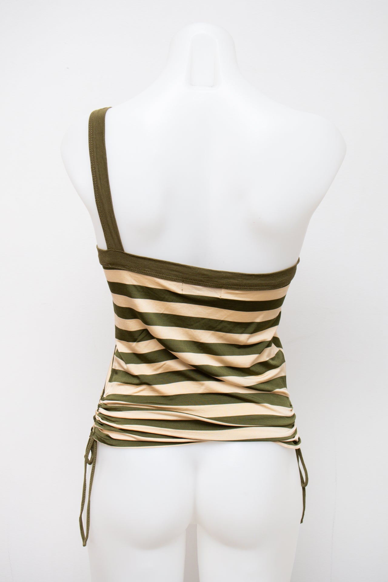 #68 Formul@ Joven Cami Top Green | c. 197 | Size 8