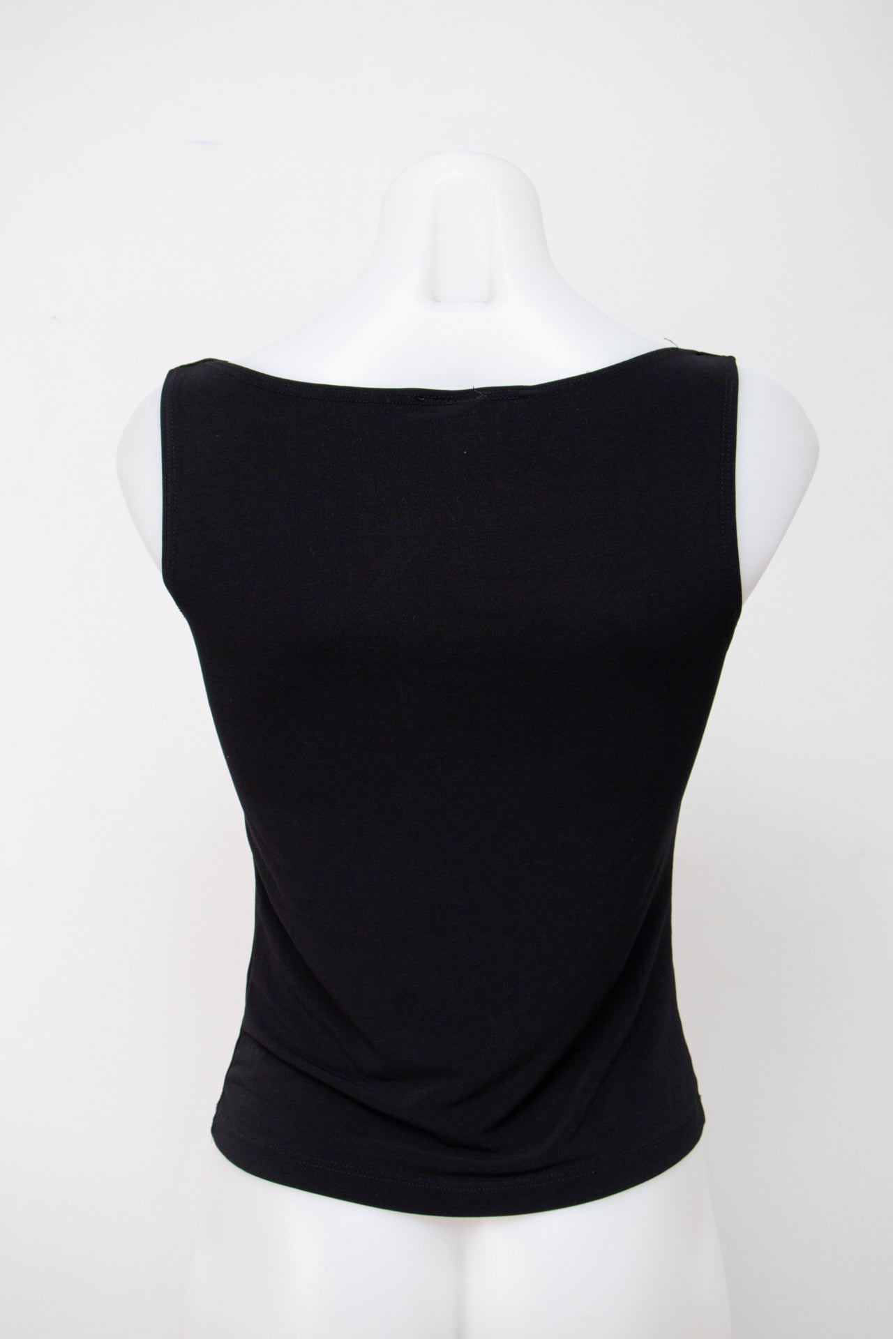 #053 Tank Top Black | c. 199 | Size 8