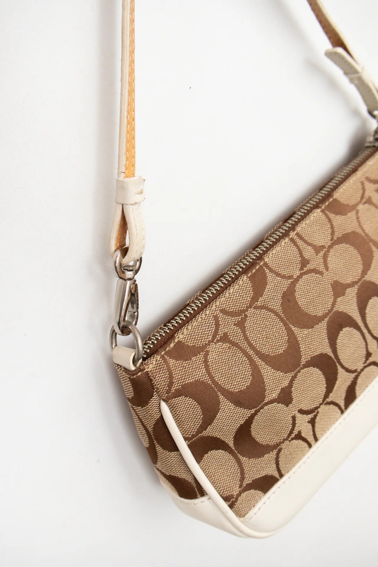 Coach Bag Beige | c. 166 | Size
