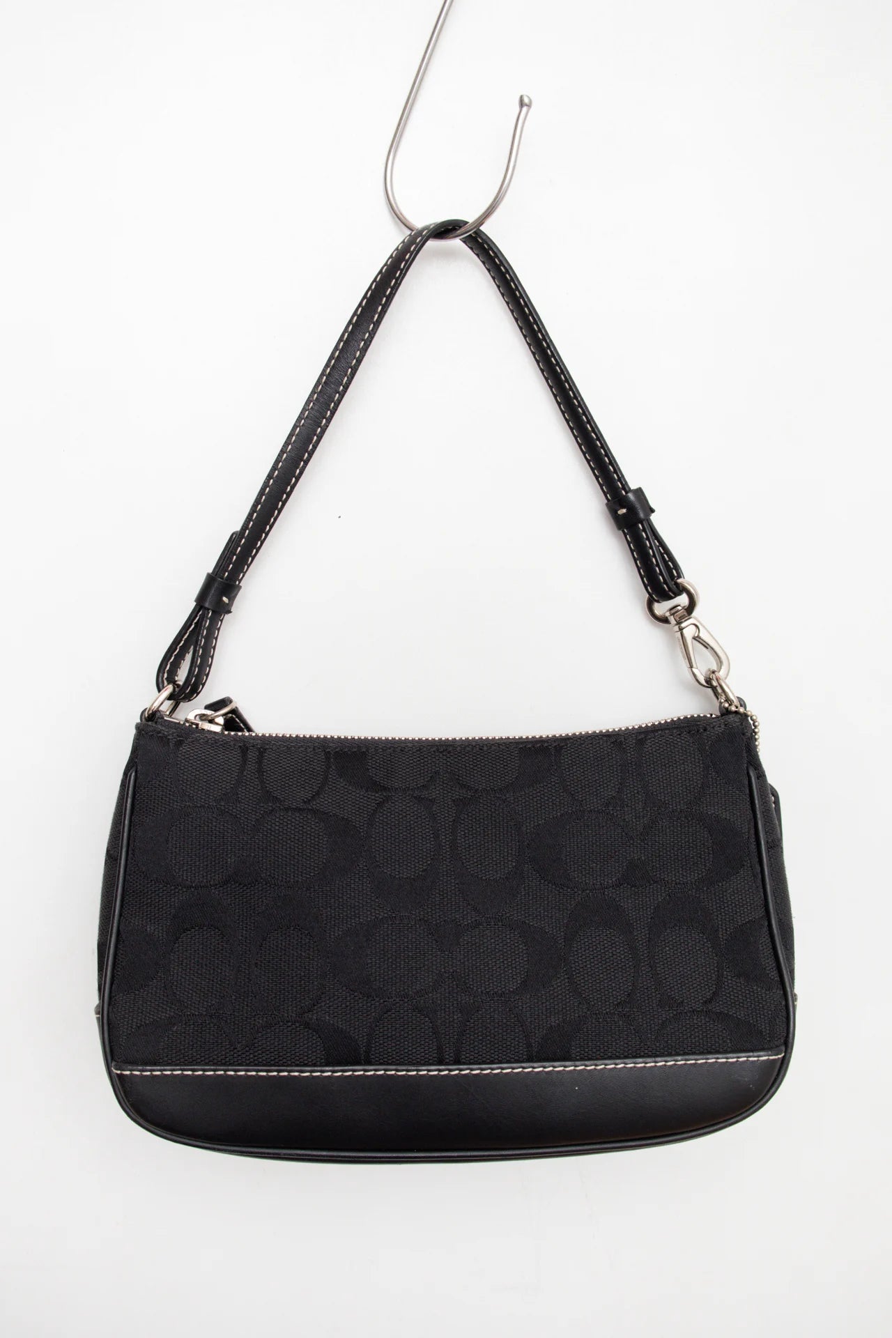 Coach /accessories/bags/purse Black | c. 166 | Size