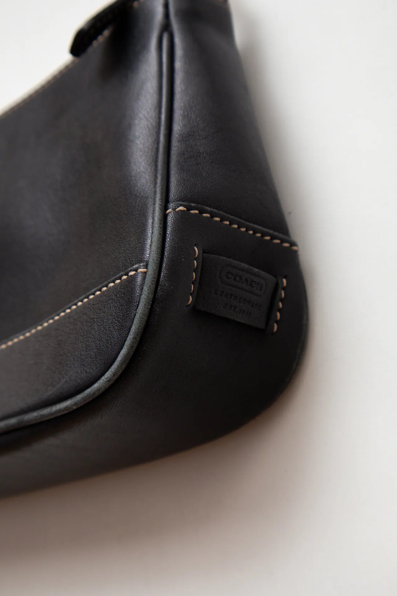 Coach /accessory/bag Black | c. 166 | Size