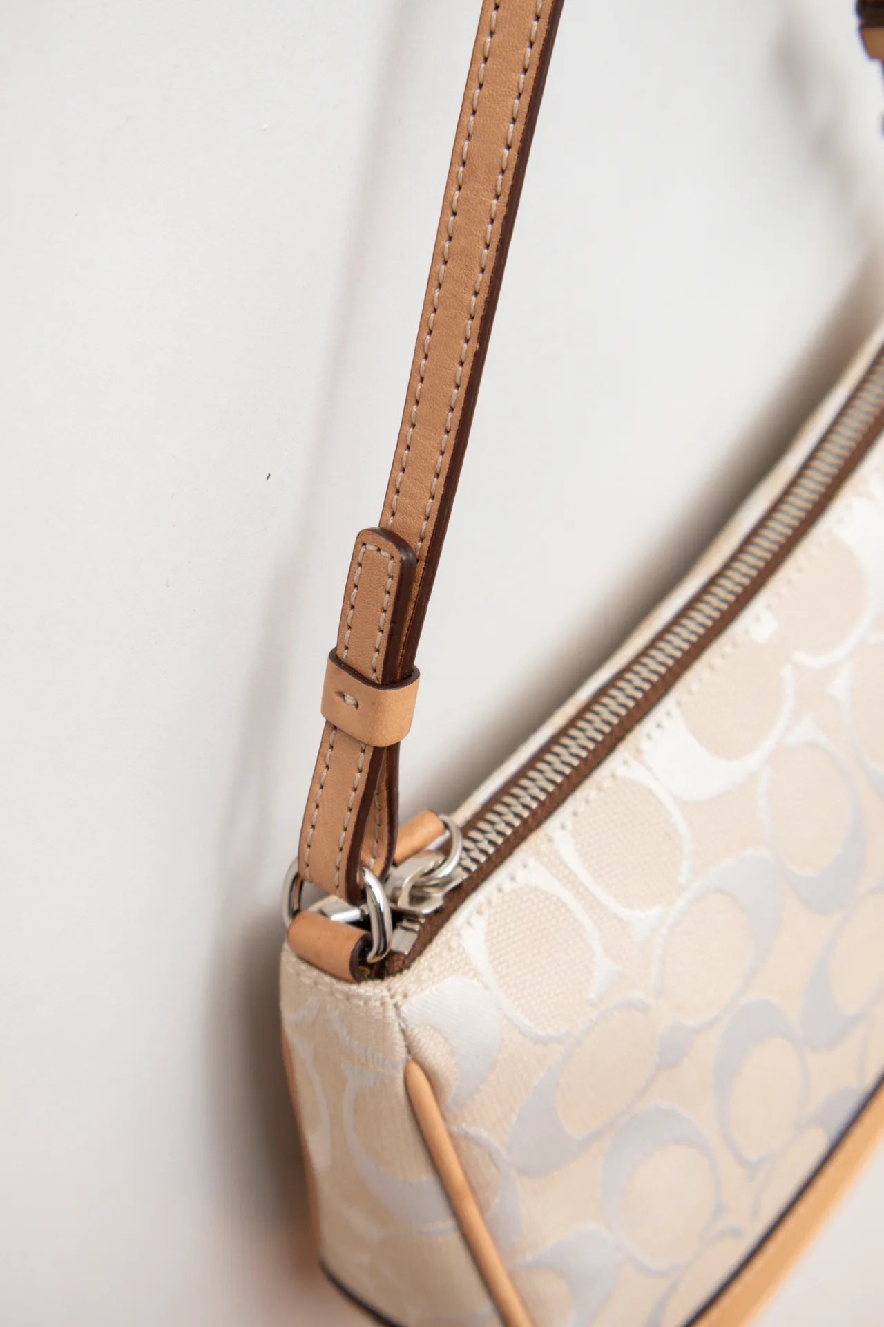 Coach /accessories/bag Beige | c. 166 | Size