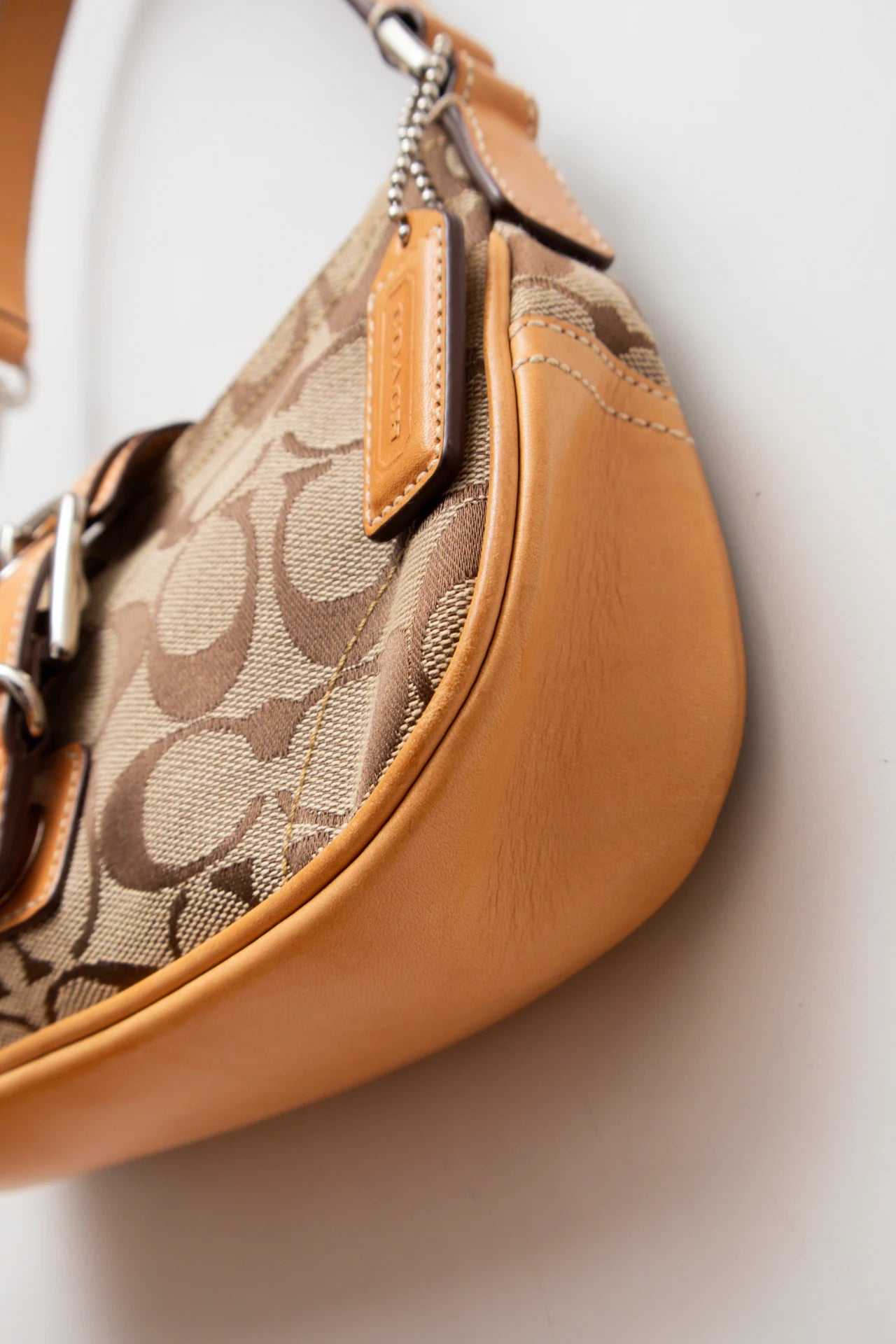 Coach /accessories/bag Beige | c. 166 | Size