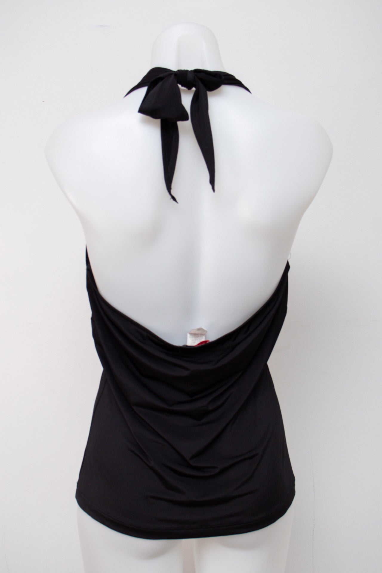 #041 Georgiou Studio Halter Top Black | c. 199 | Size 10