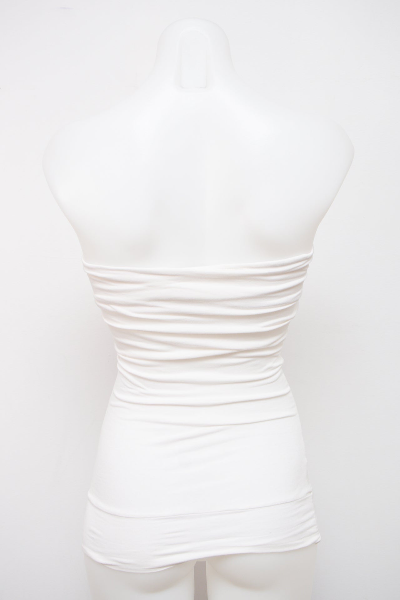 #104 Guess Camisole White | c. 206 | Size 6