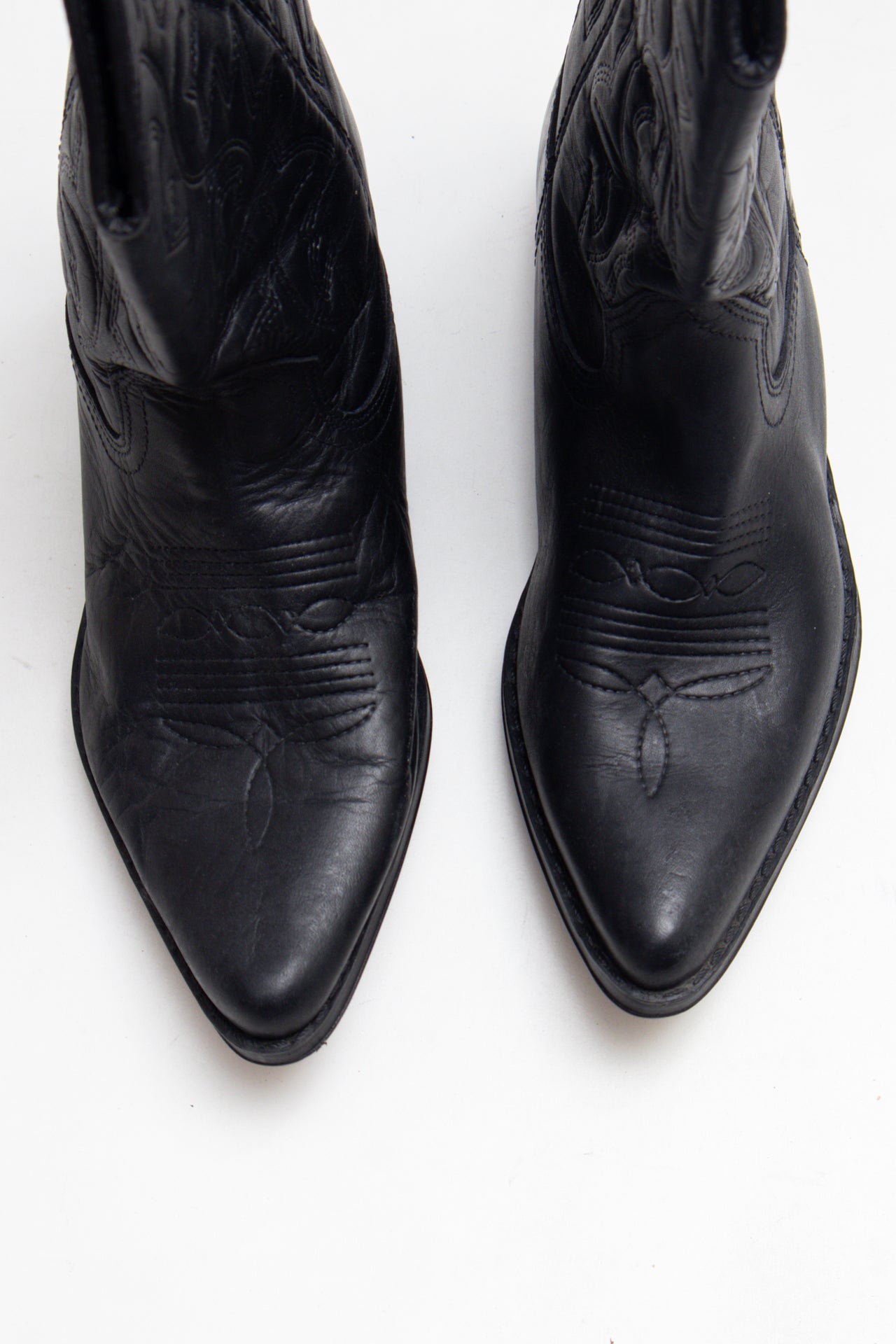 #188 Alamo Shoes Black | c. 201 | Size 10