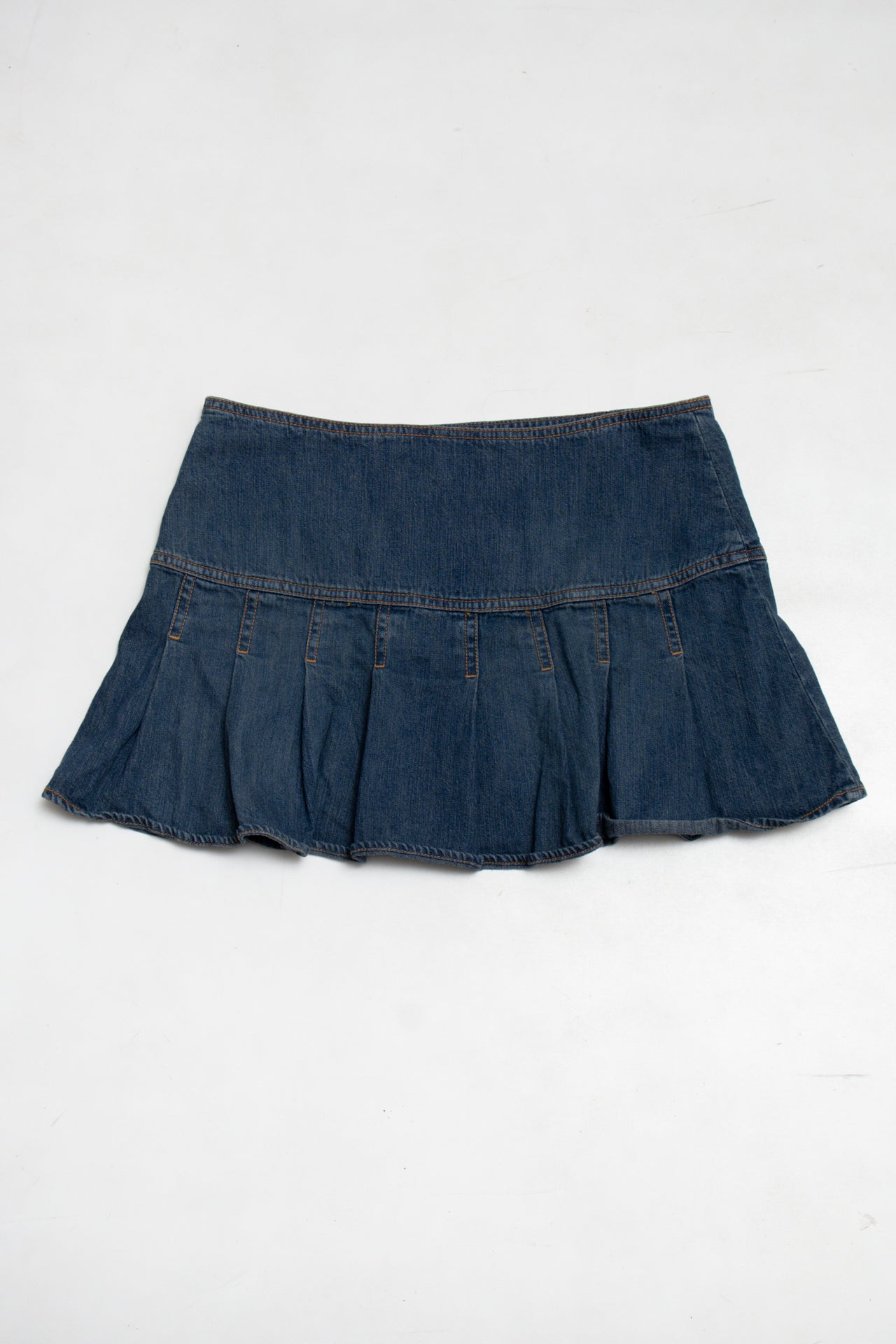 #134 So Mini Skirt Blue | c. 189 | Size 8