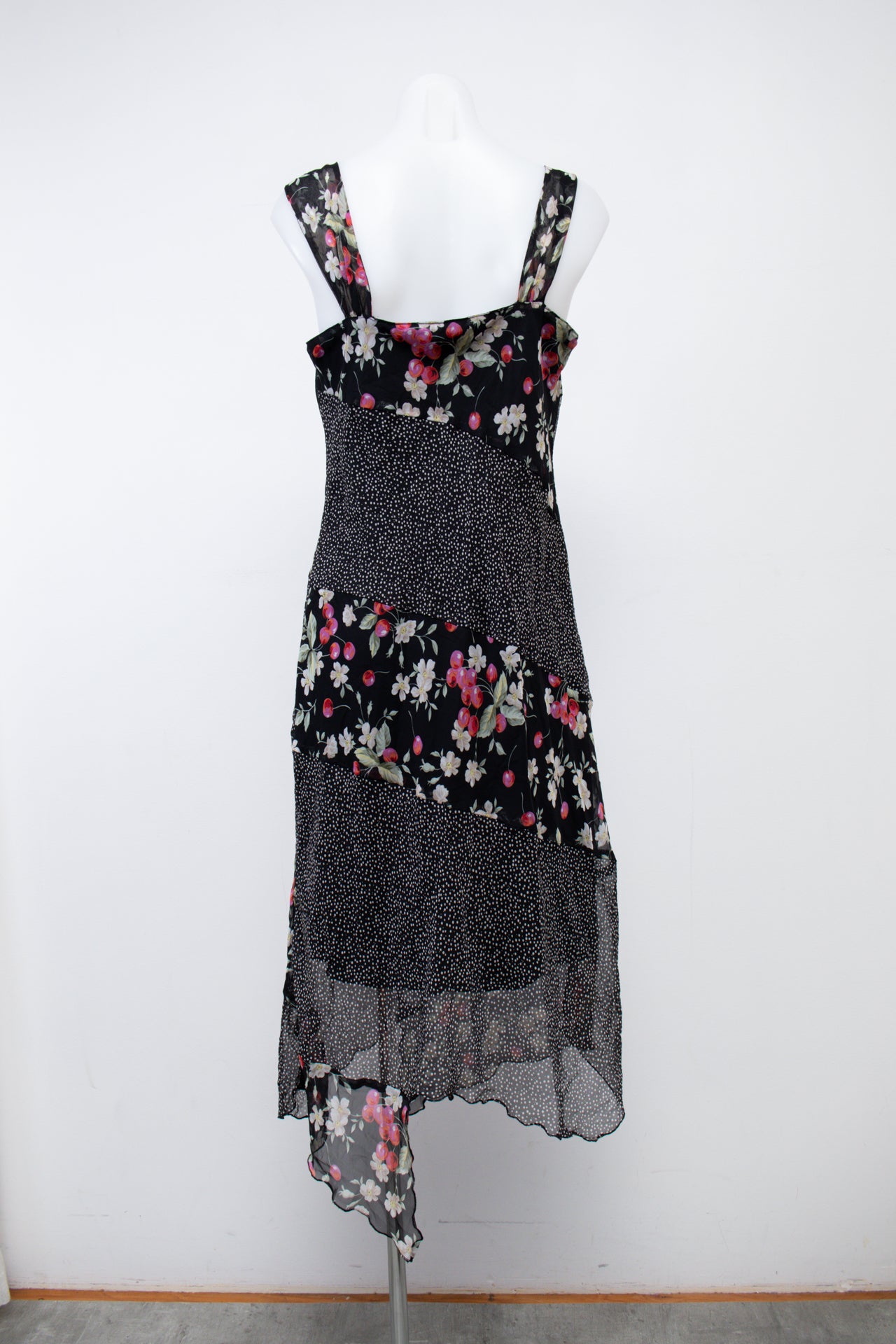 #121 Before.... Skirt Black | c. 207 | Size 8