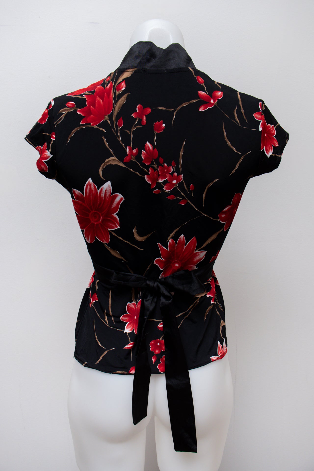 #43 Evita Camisole Top Black | c. 192 | Size 8