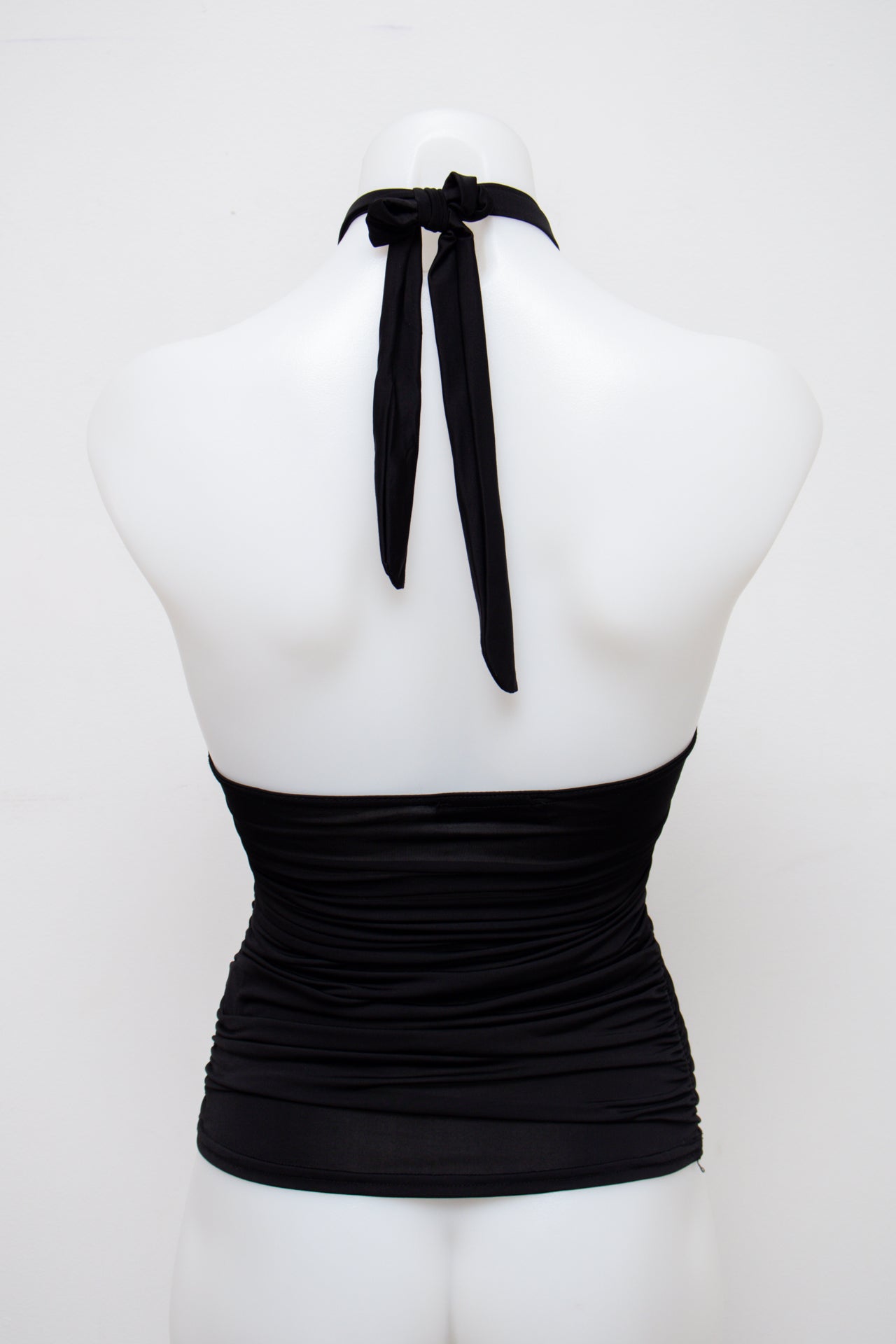 #010 Jennyfer Halter Top Black | c. 203 | Size 6