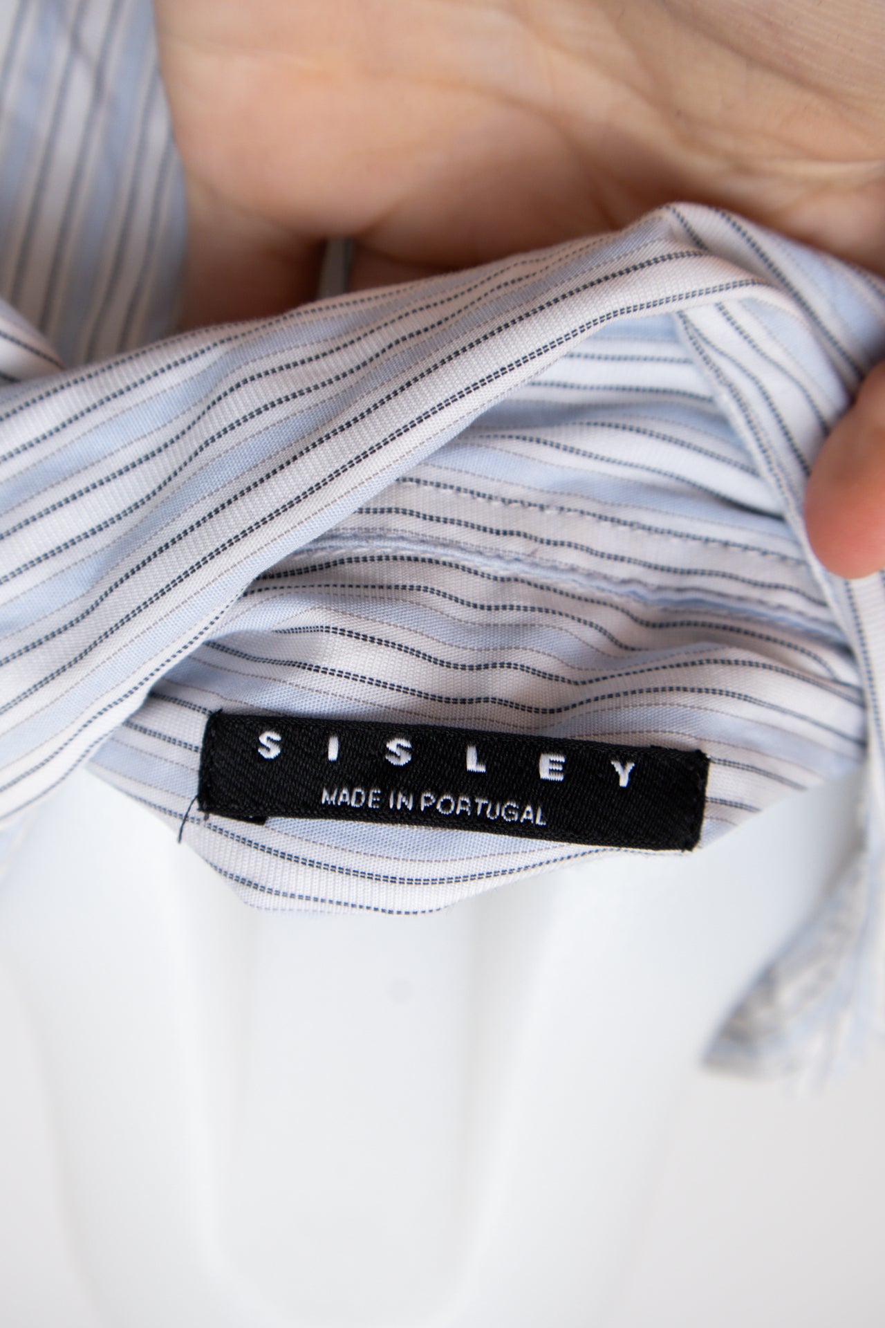 #95 Sisley T-shirt White | c. 197 | Size 8