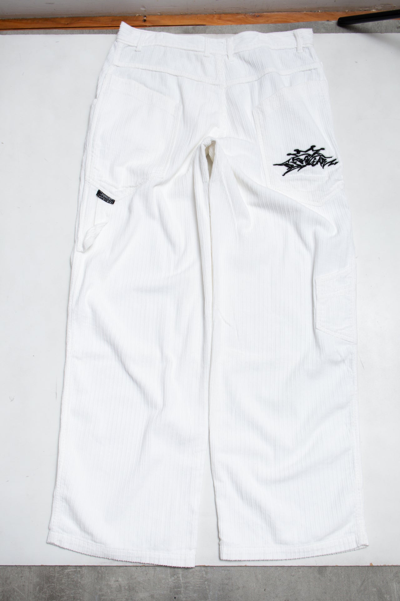 #176 Phat Farm Pants White | c. 192 | Size 16