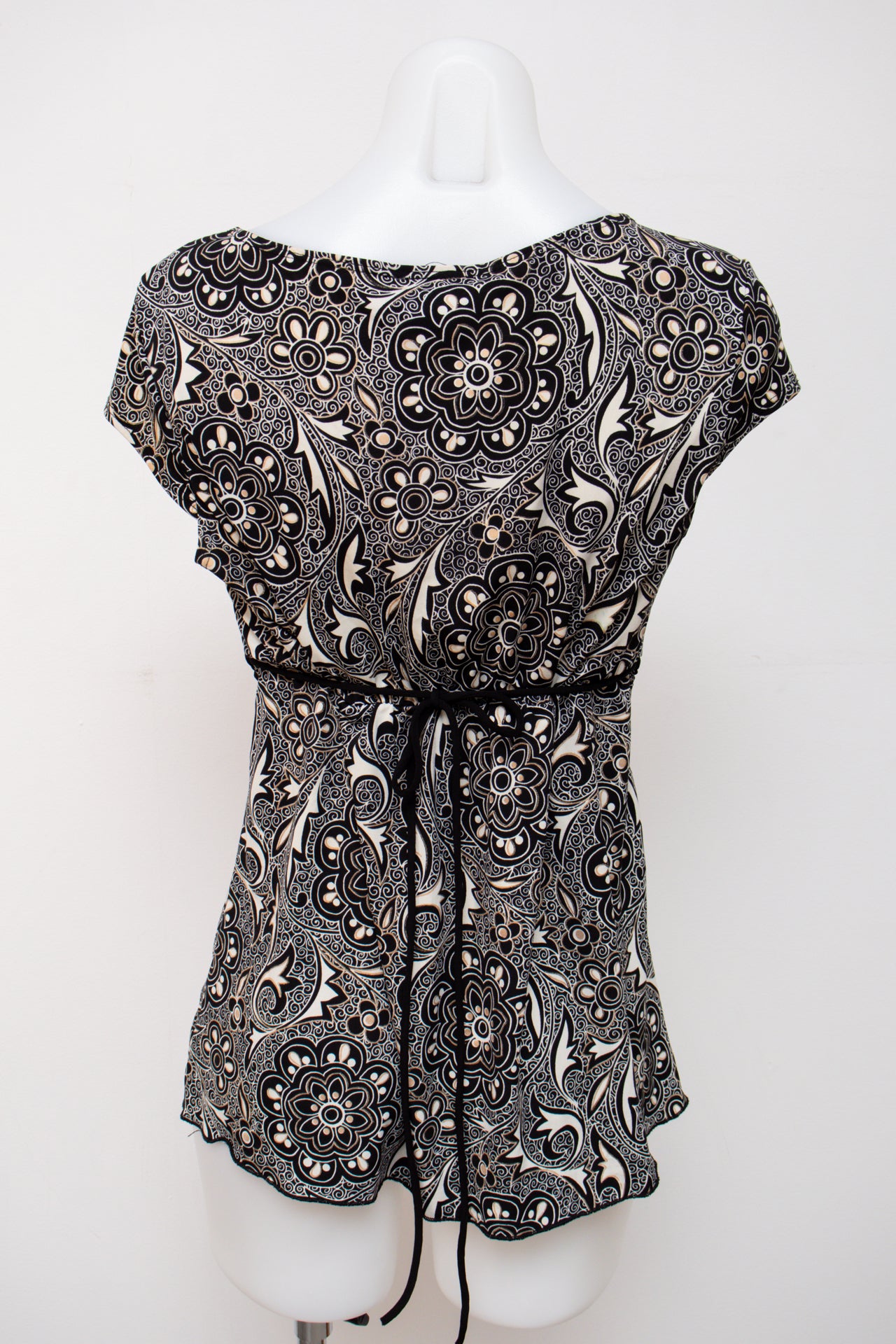 #026 Iz California Camisole Top Black | c. | Size 12