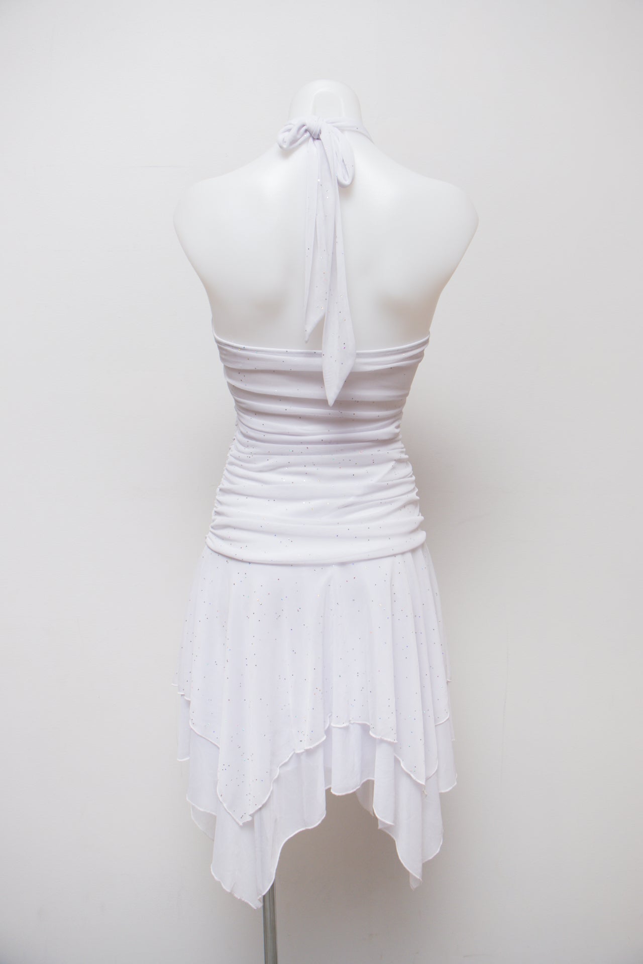 #126 Taboo Halter Top White | c. 190 | Size 8