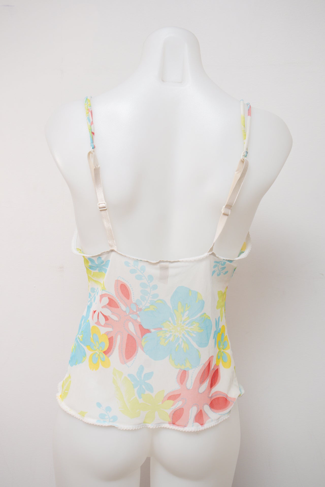 #010 Lois France Arthur Camisole Top White | c. | Size 8
