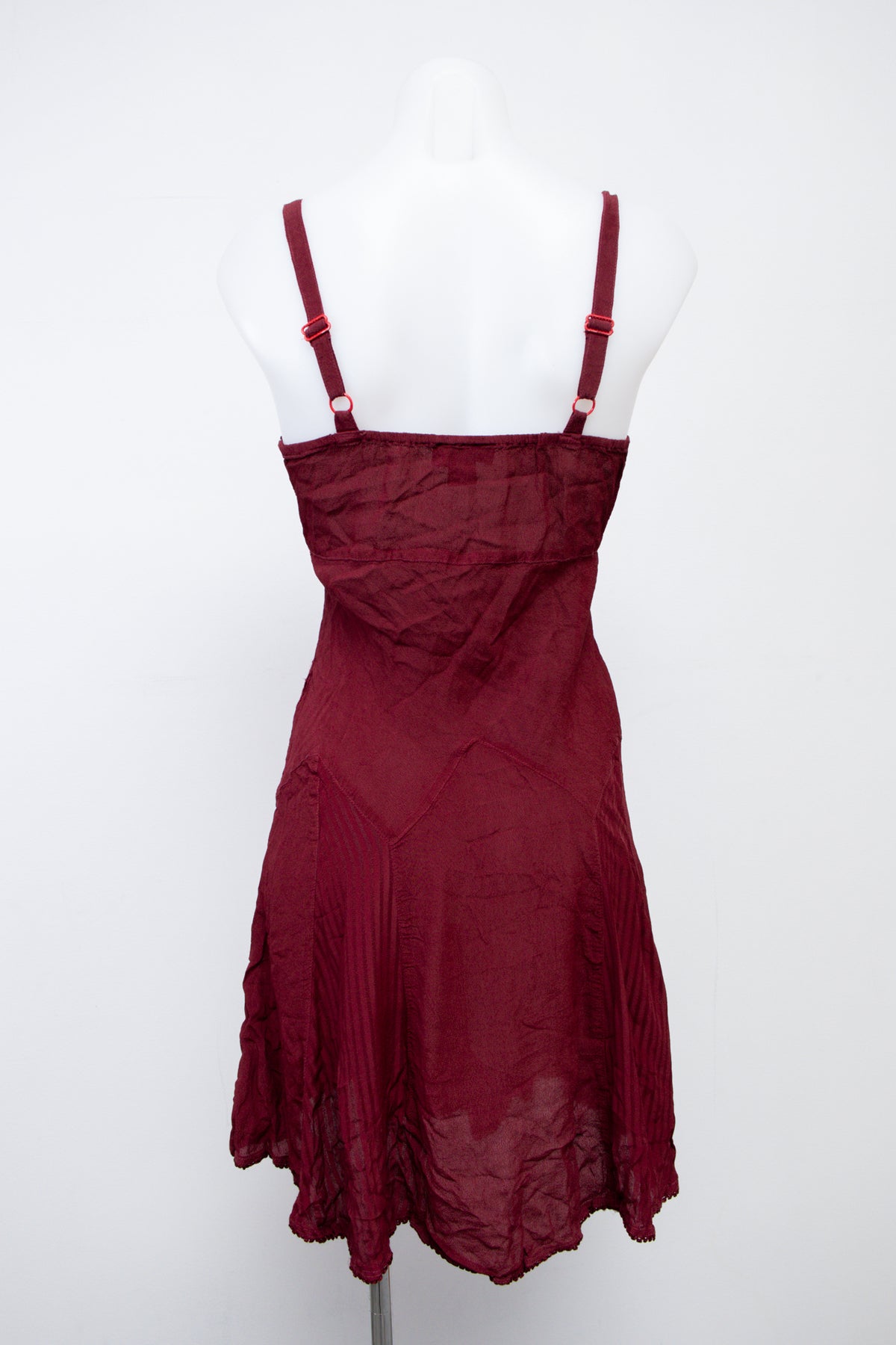 #124 Flower Camisole Red | c. 207 | Size 8