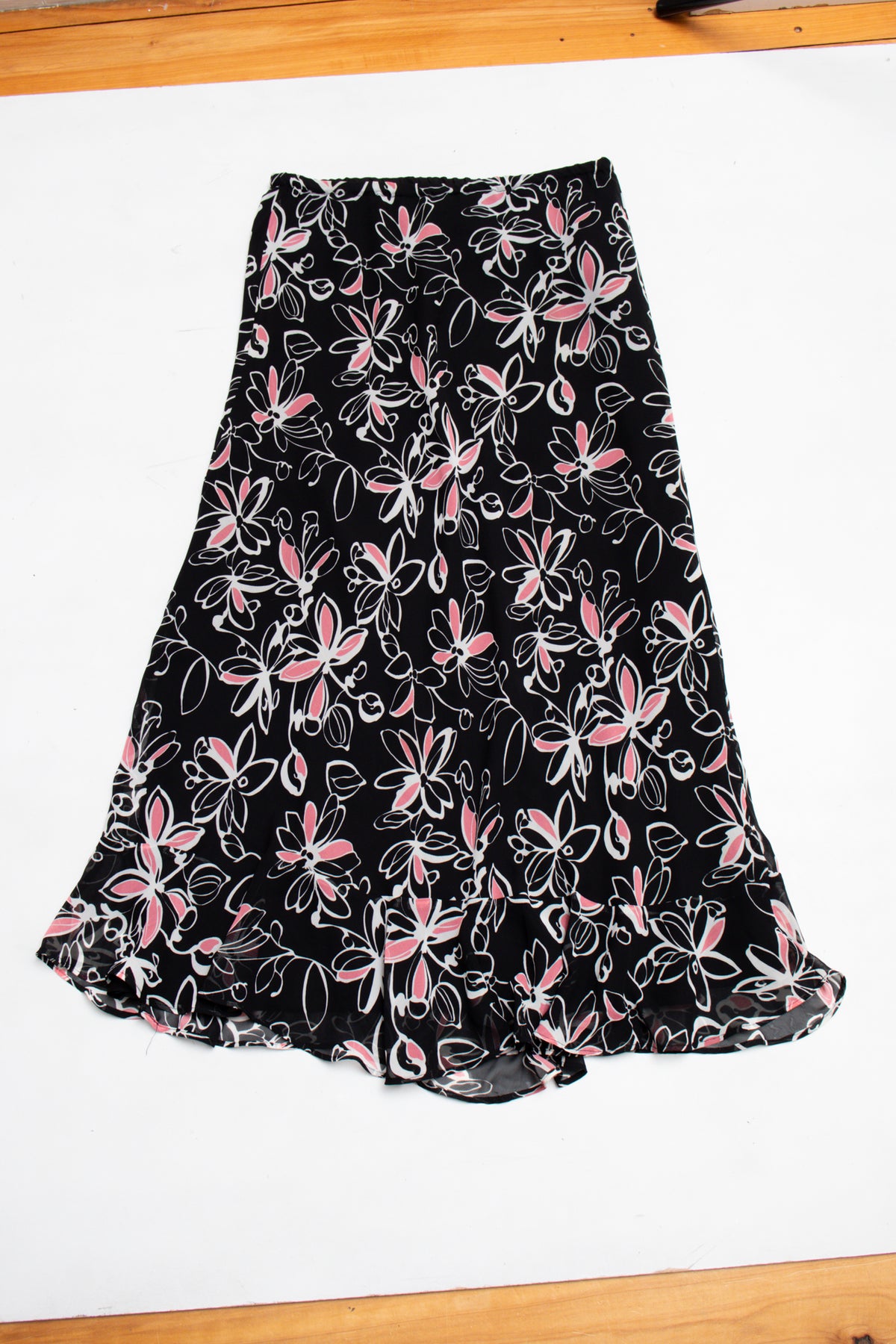 #187 East 5th Skirt Black | c. 207 | Size 8