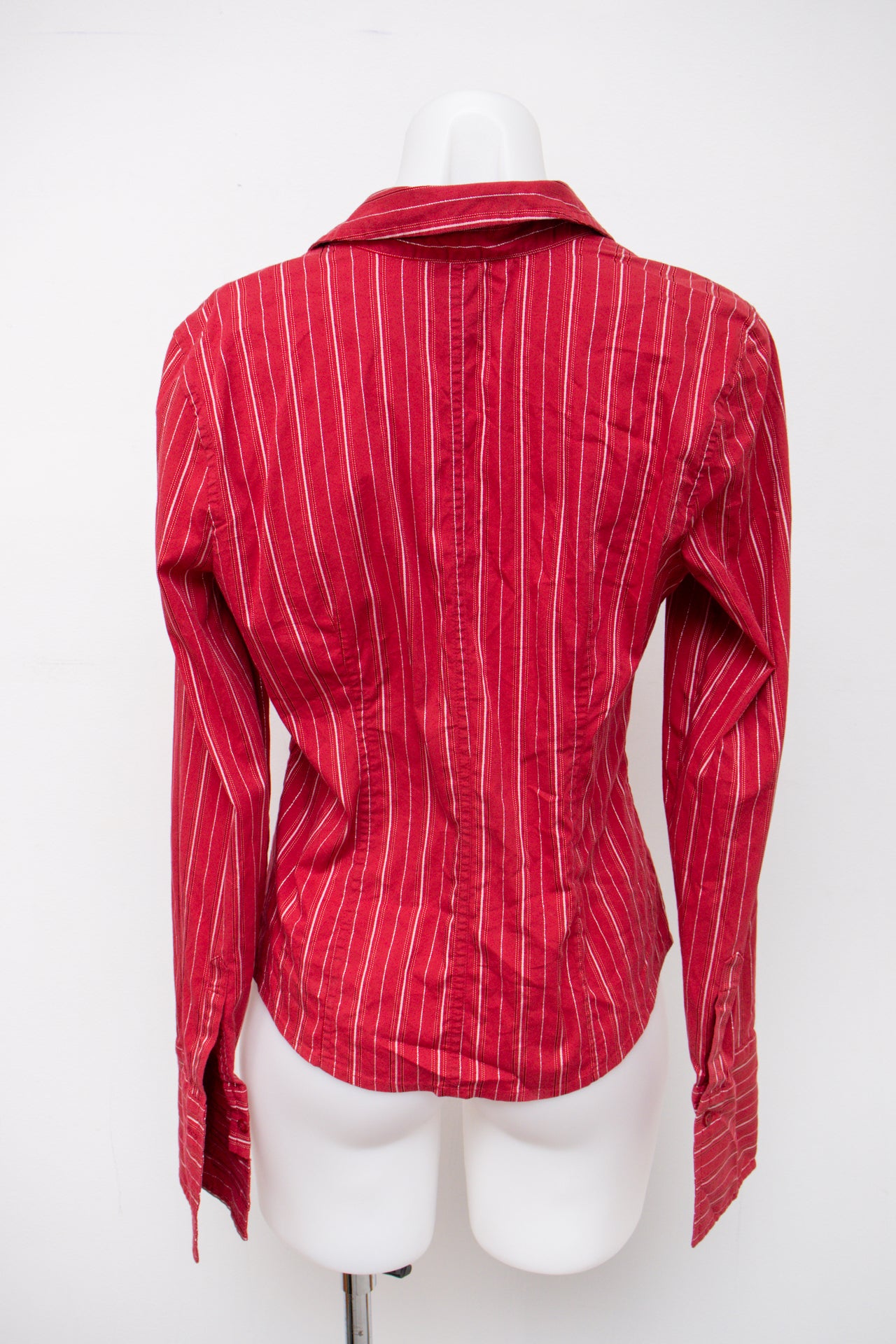 #79 So Real, So Right Top Red | c. 195 | Size 8