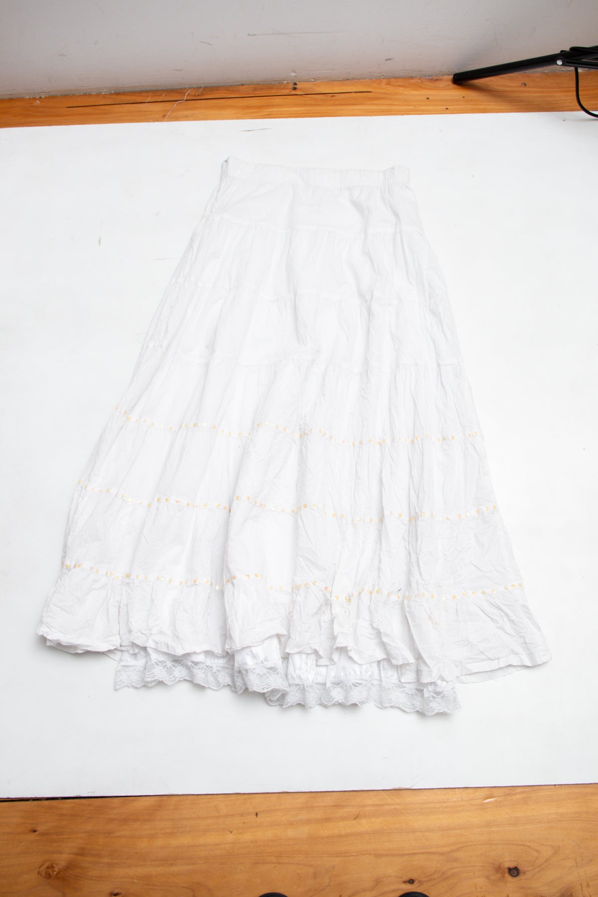 #140 Silvergate Long Skirt White | c. 208 | Size 8/10