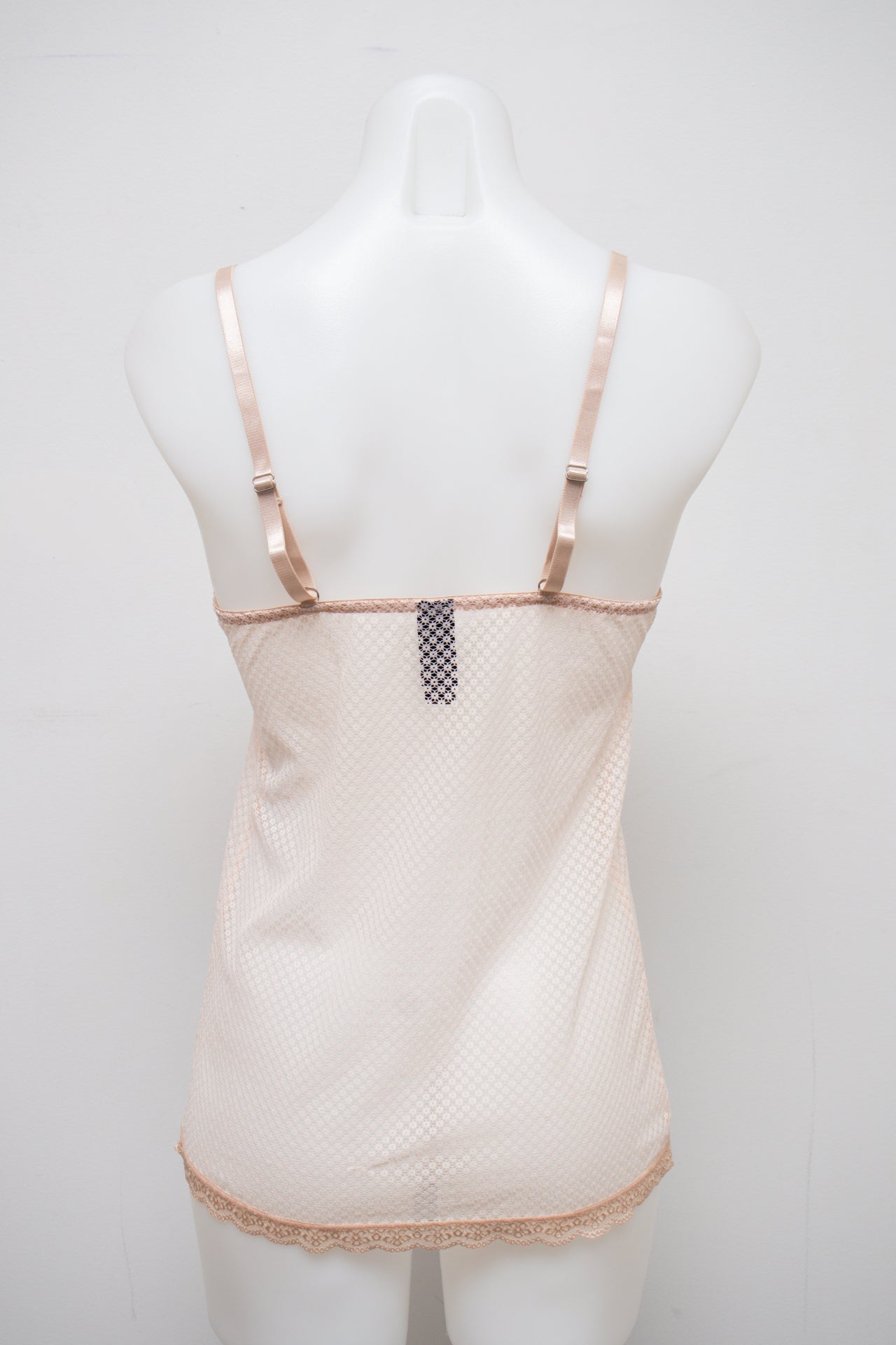 #028 Middy Camisole Pink | c. 203 | Size 8