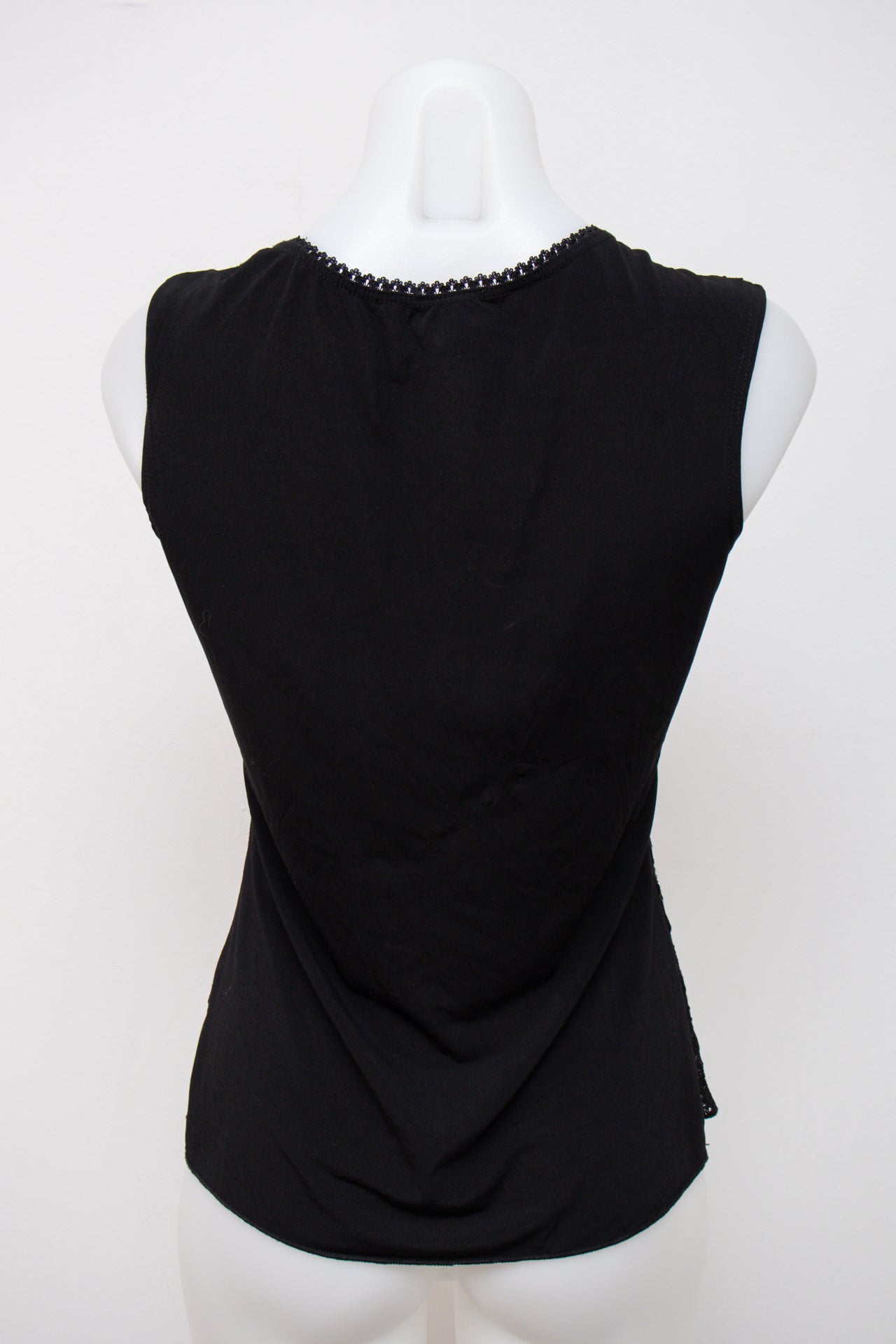 #064 Agenda Cami Top Black | c. 202 | Size 8