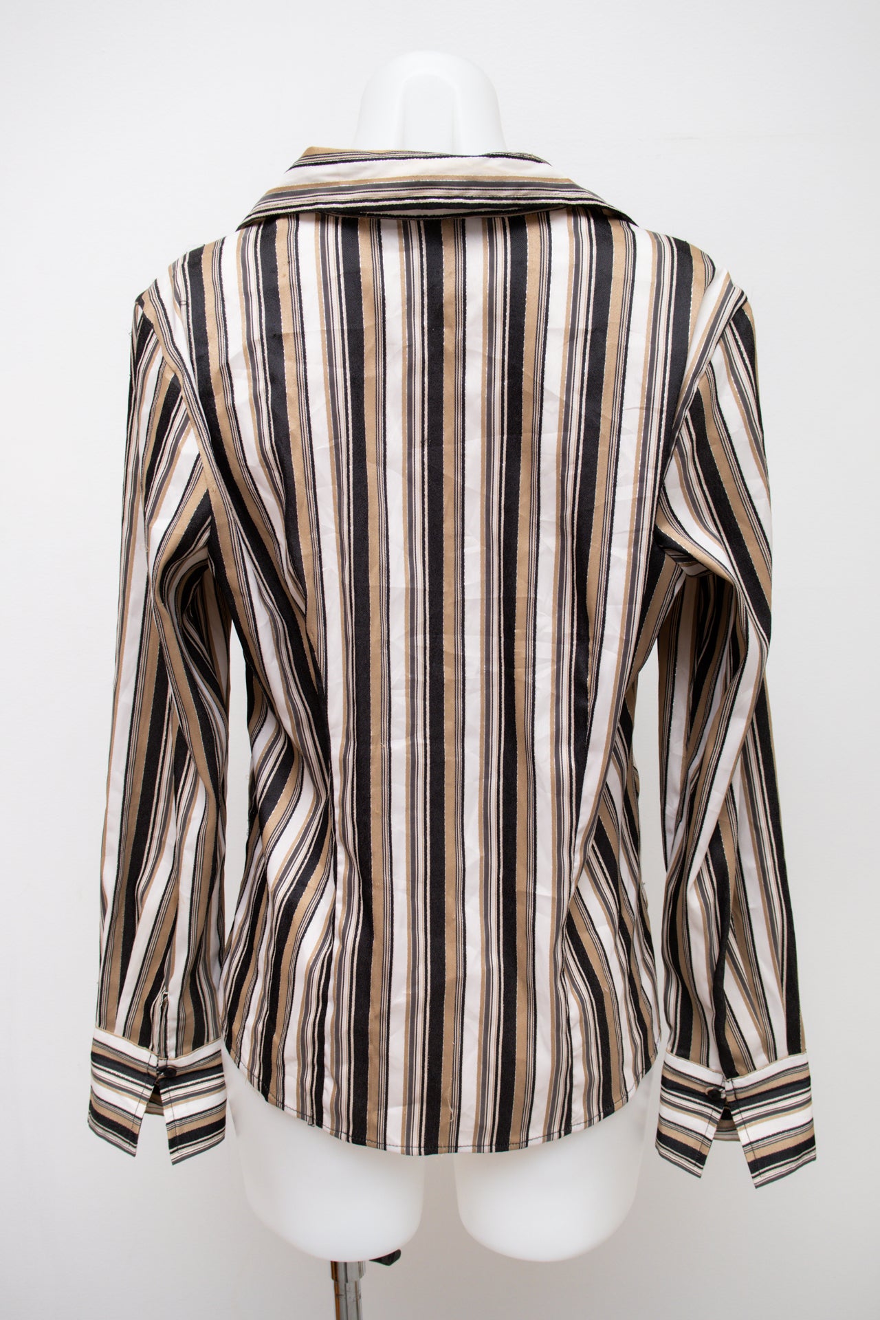 #76 Blue Diamond T-shirt Beige | c. 194 | Size 10