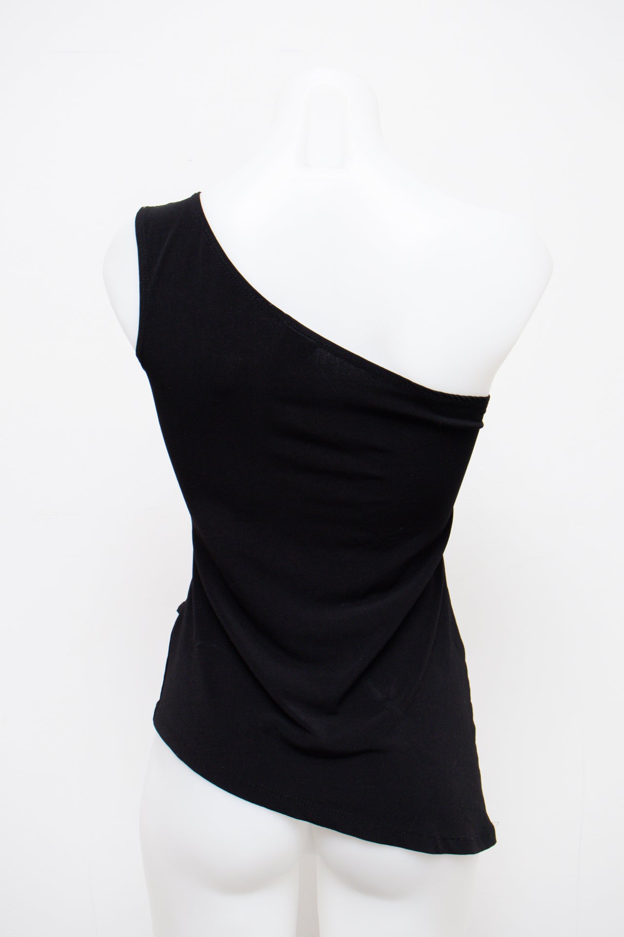 #009 Pia Cami Top Black | c. 203 | Size 8
