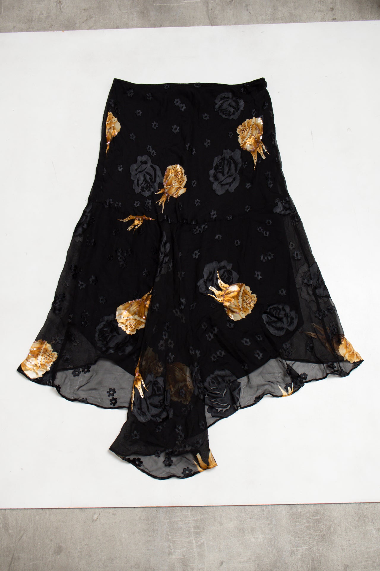 #30 Skirt Black | c. 188 | Size 10