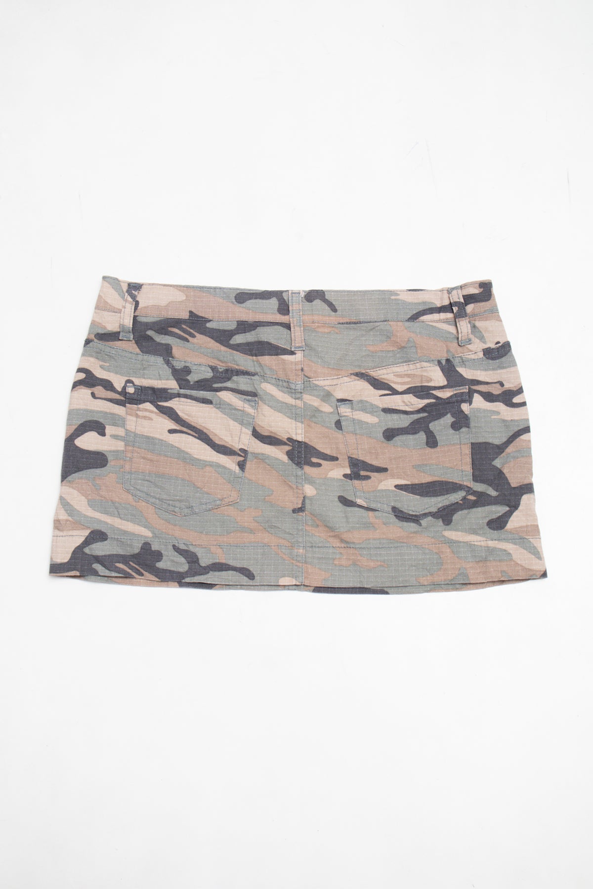 #069 Mossimo Mini Skirt Beige | c. 204 | Size 8
