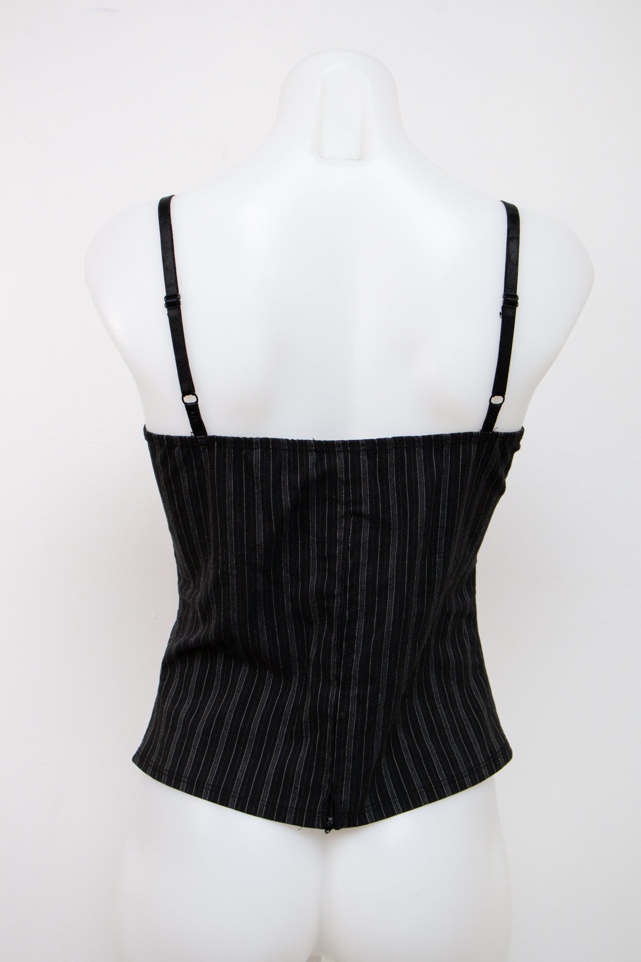 #133 Glamour Camisole Top Black | c. 206 | Size 8