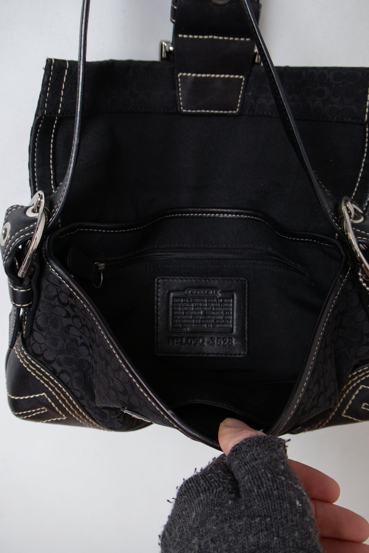 # Coach Shoulder Bag Black | c. | Size