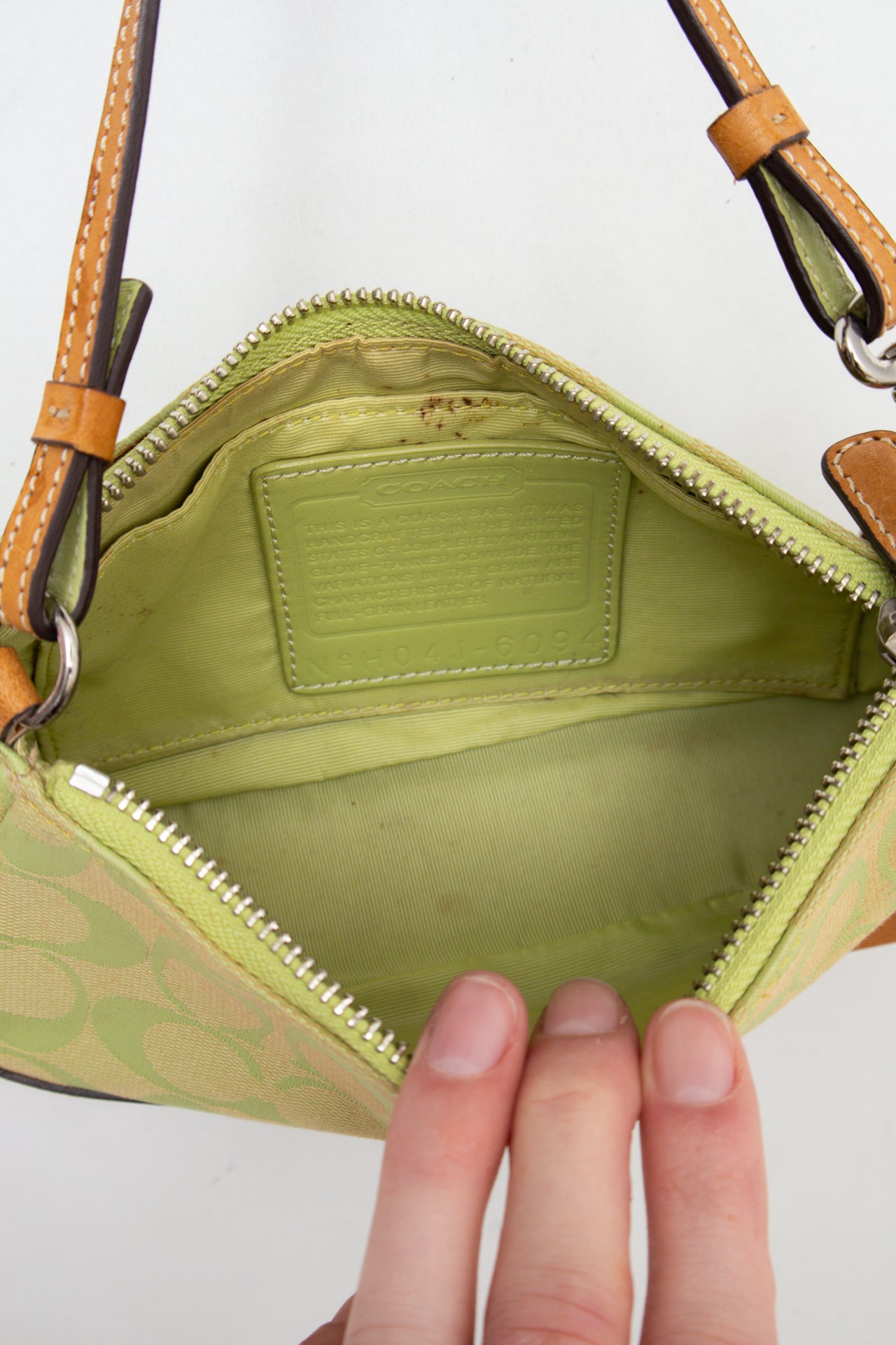 #191 Coach Shoulder Bag Green | c. 202 | Size