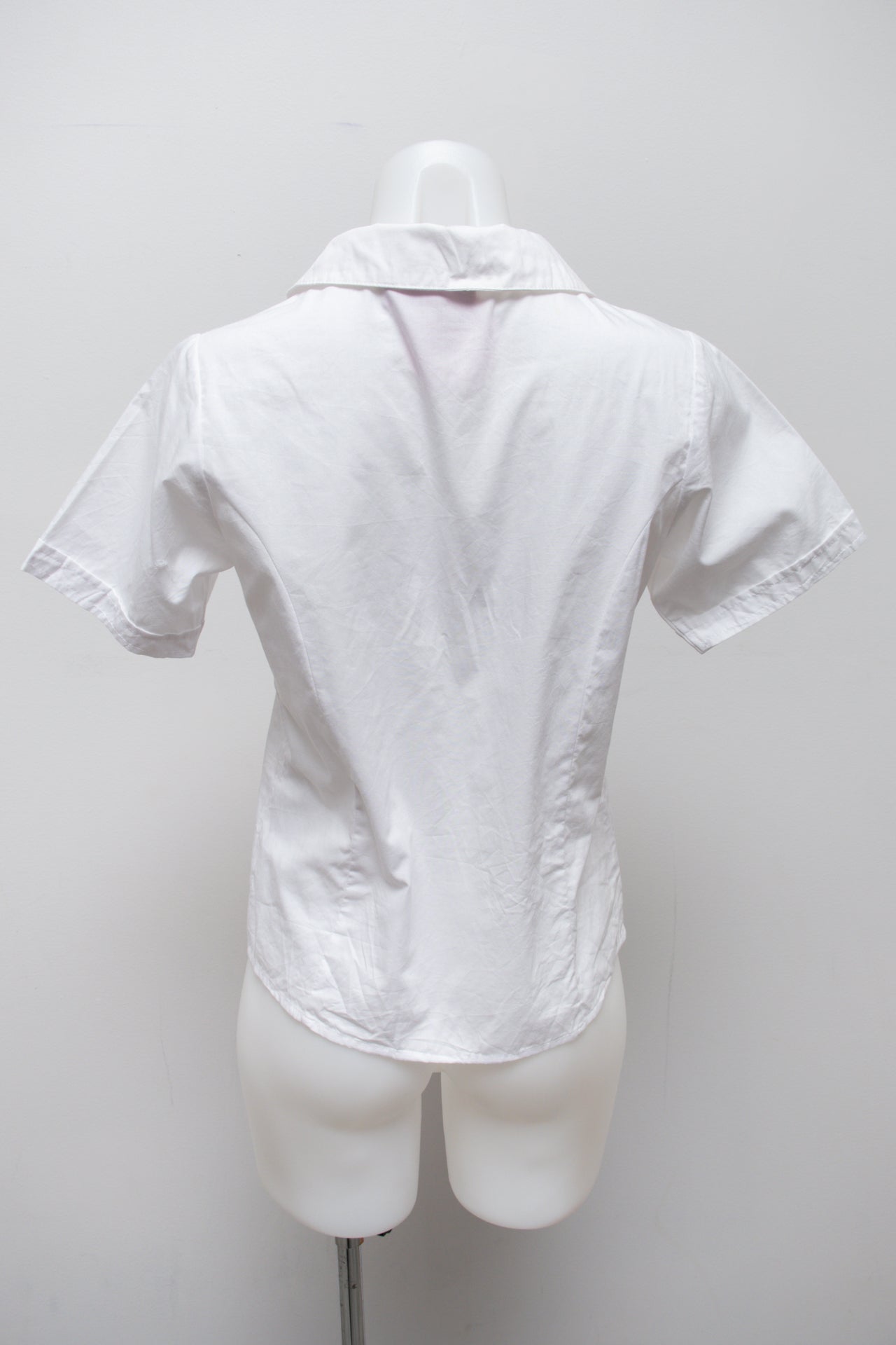 #102 Izoded T-shirt White | c. 191 | Size 6