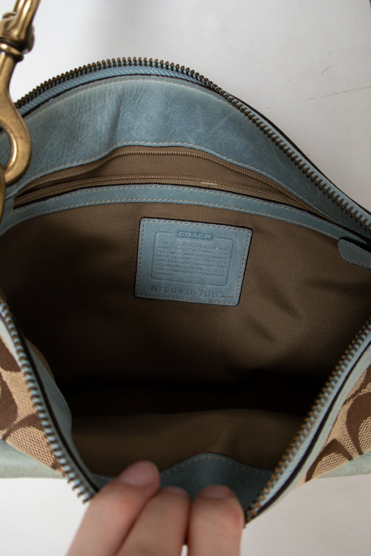 #147 Coach Shoulder Bag Blue | c. 184 | Size
