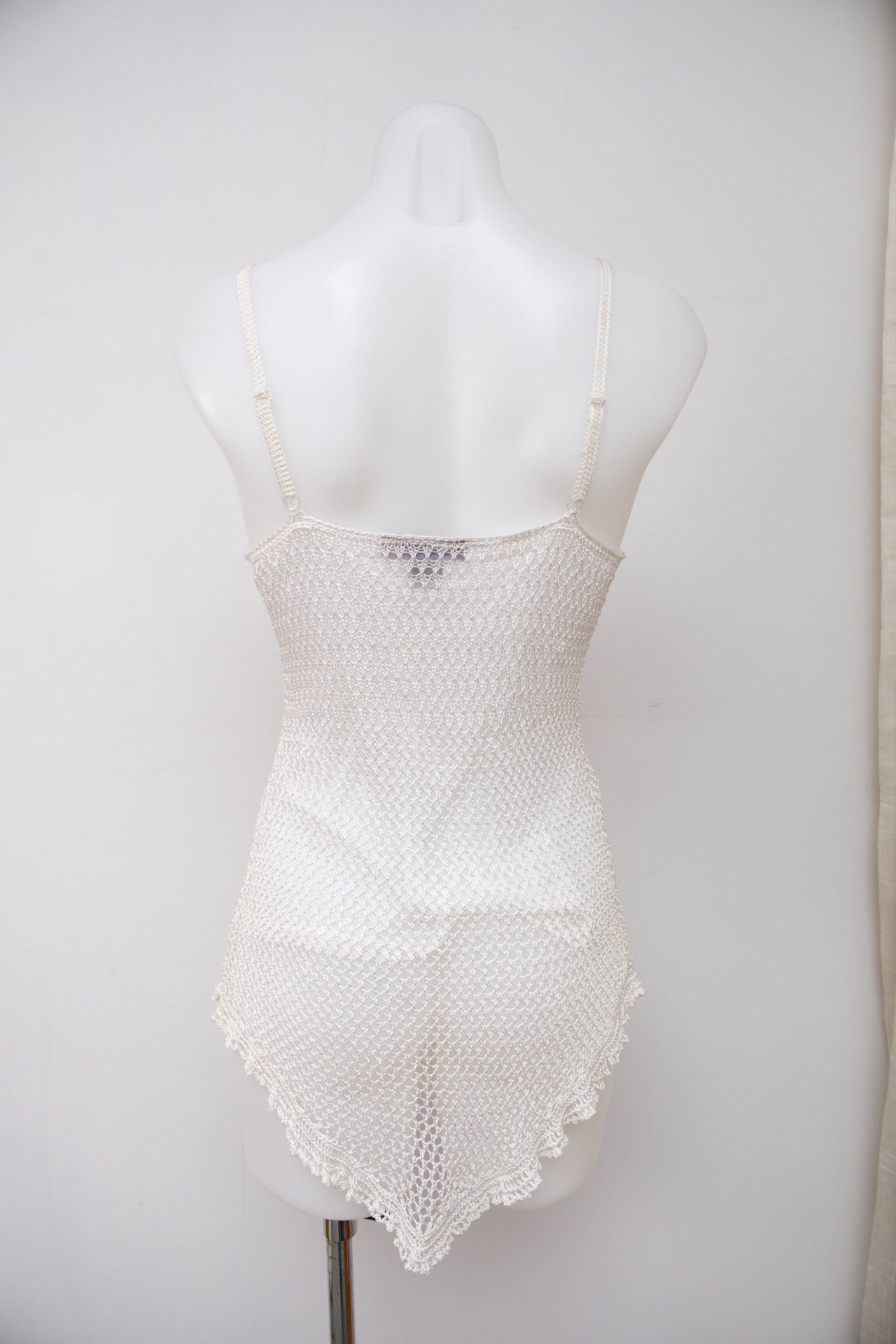 #02 Say What Cami Top White | c. 198 | Size 8