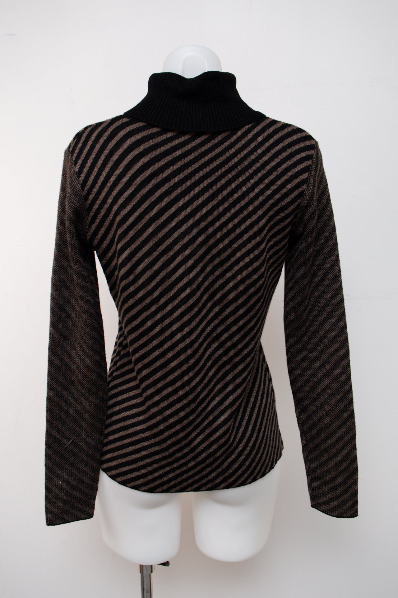 #150 Kerisma T-shirt Black | c. | Size 10