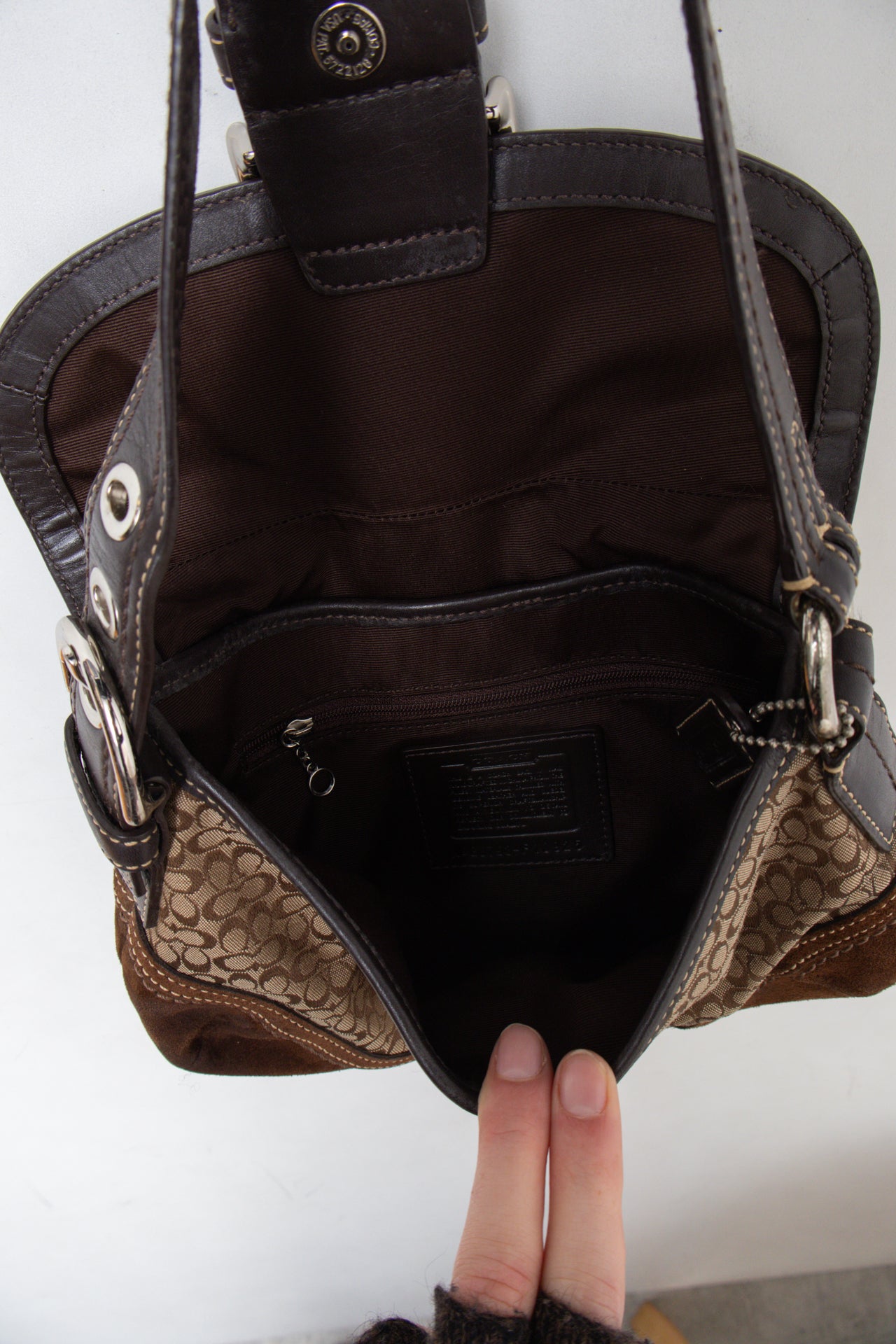 #213 Coach Shoulder Bag Brown | c. 204 | Size