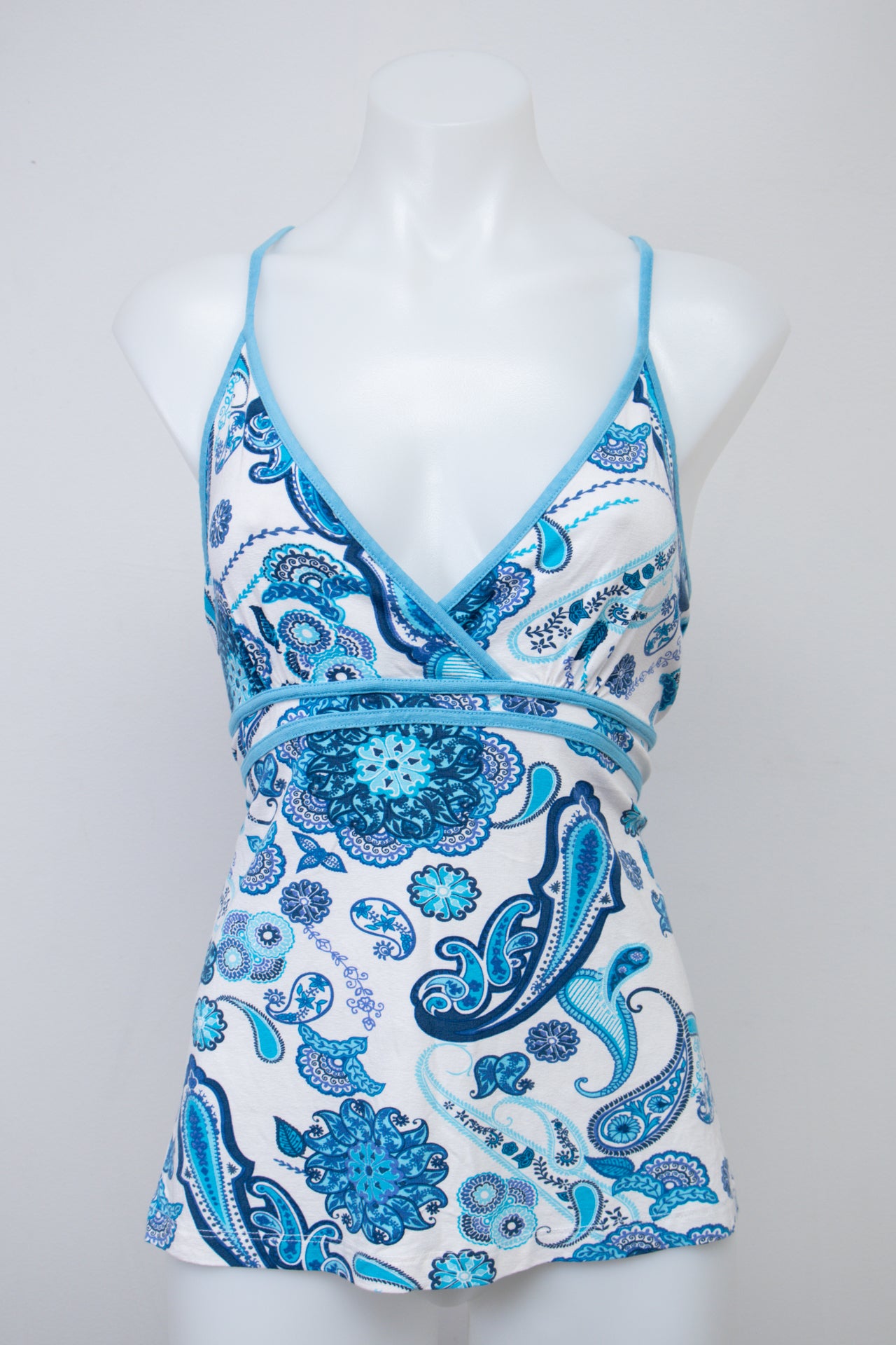 #033 Yessica Cami Top Blue | c. 200 | Size 14