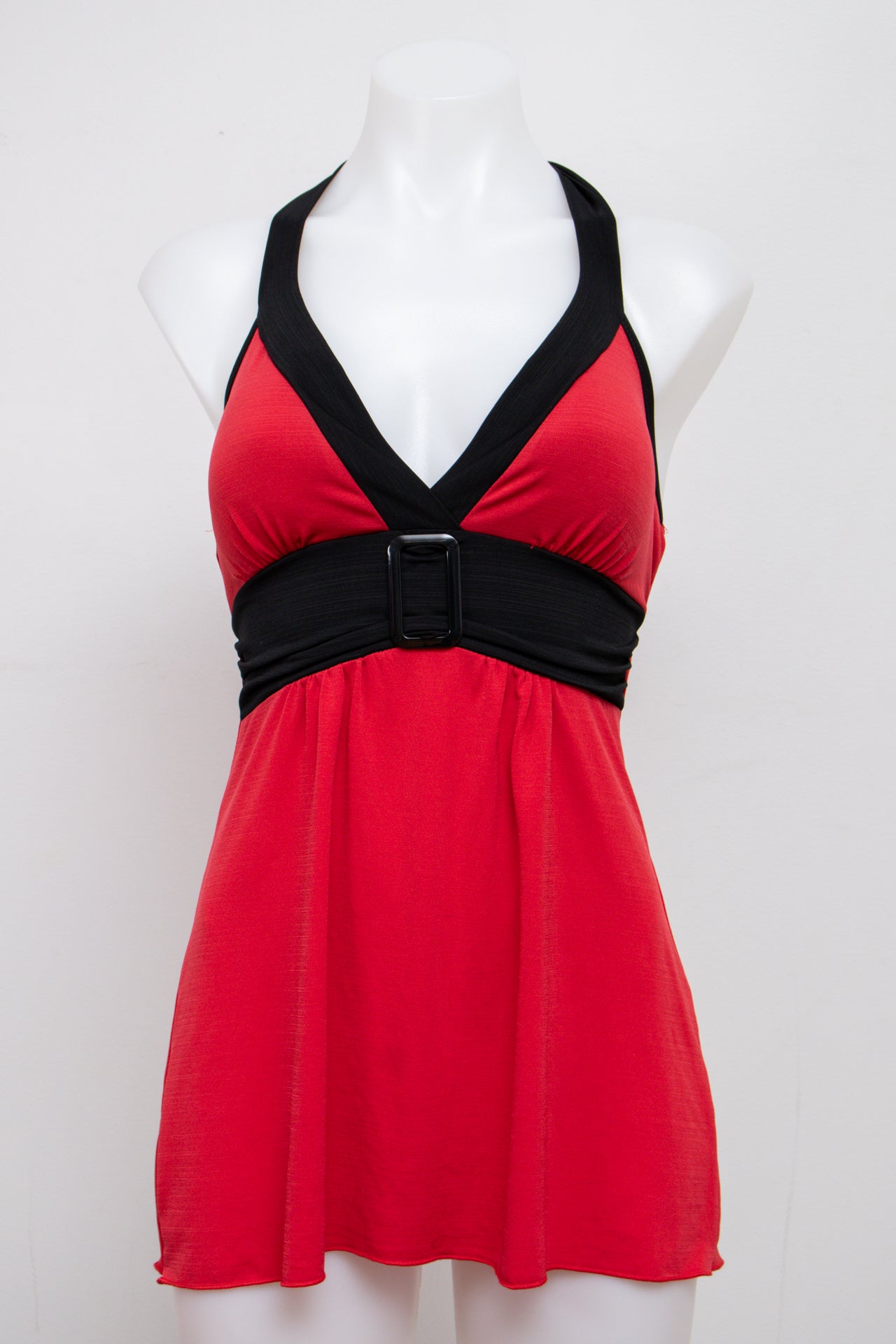 #027 Bcx Halter Red | c. 213 | Size 8