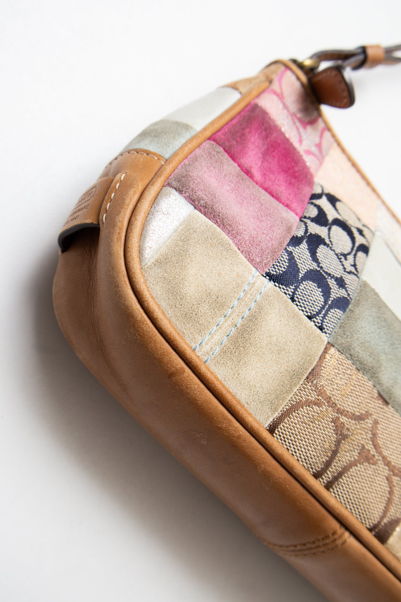 #199 Coach Shoulder Bag Beige | c. 203 | Size