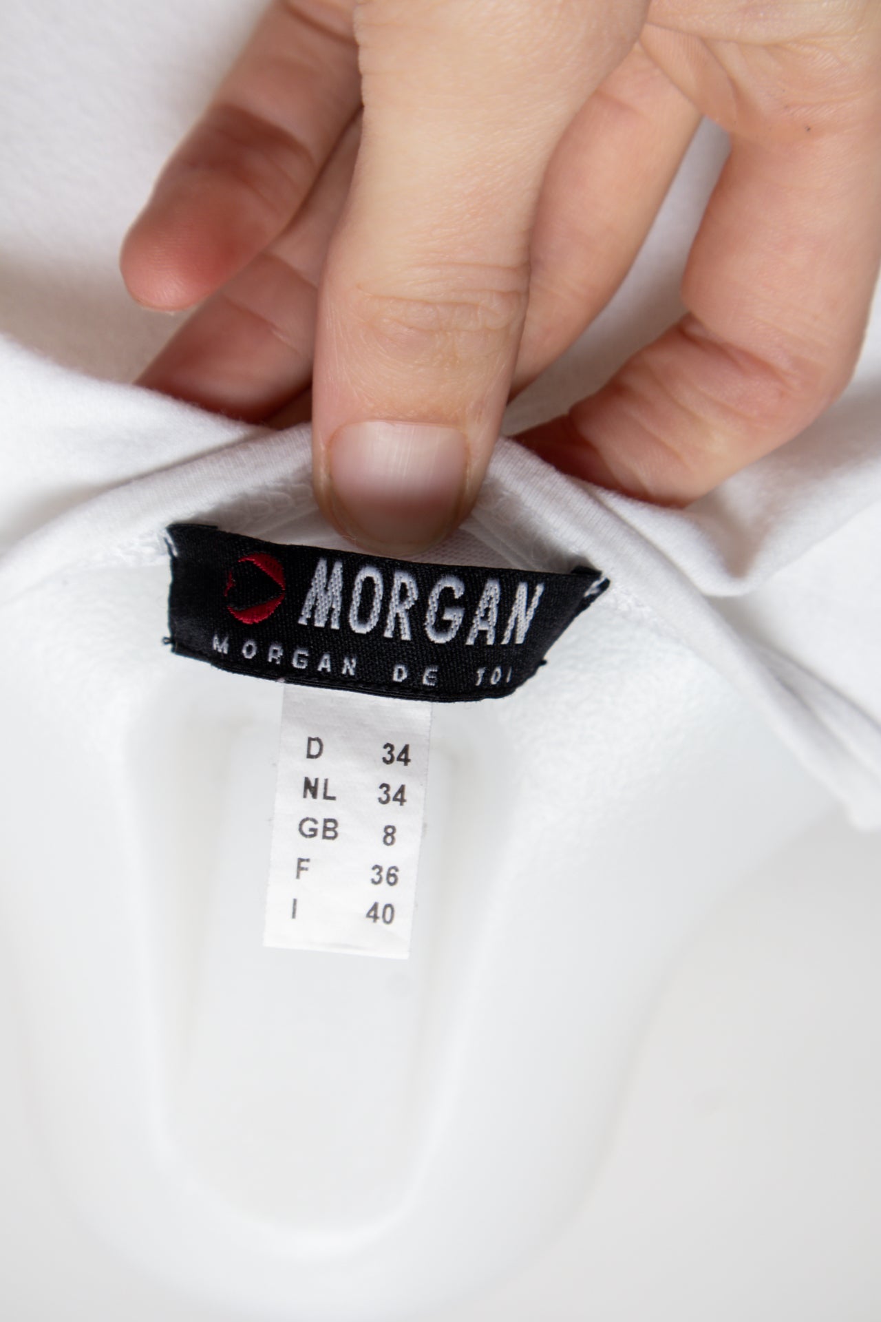 #13 Morgan Tank Top White | c. 190 | Size 8
