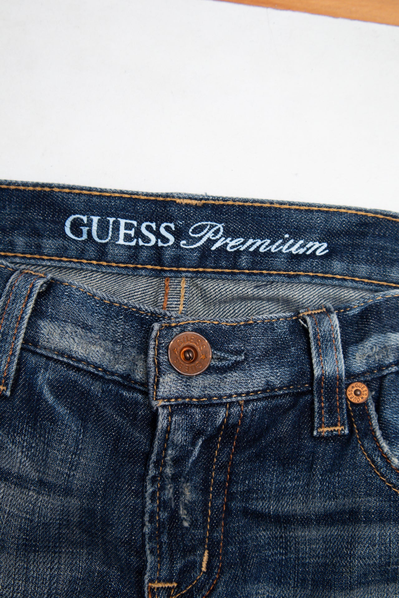 #081 Guess Jeans Blue | c. 206 | Size 8