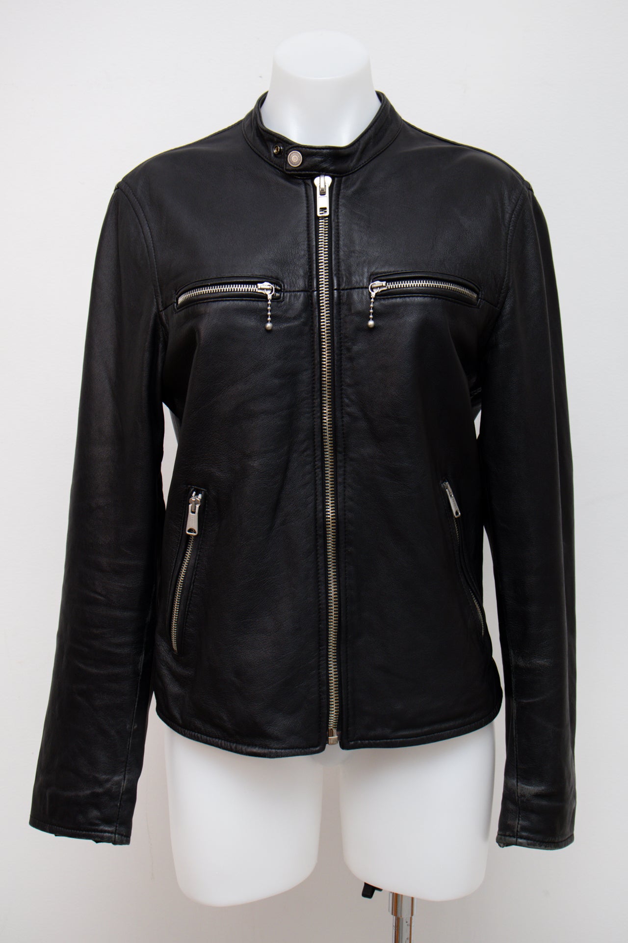 #109 Replay T-shirt Black | c. 197 | Size 8