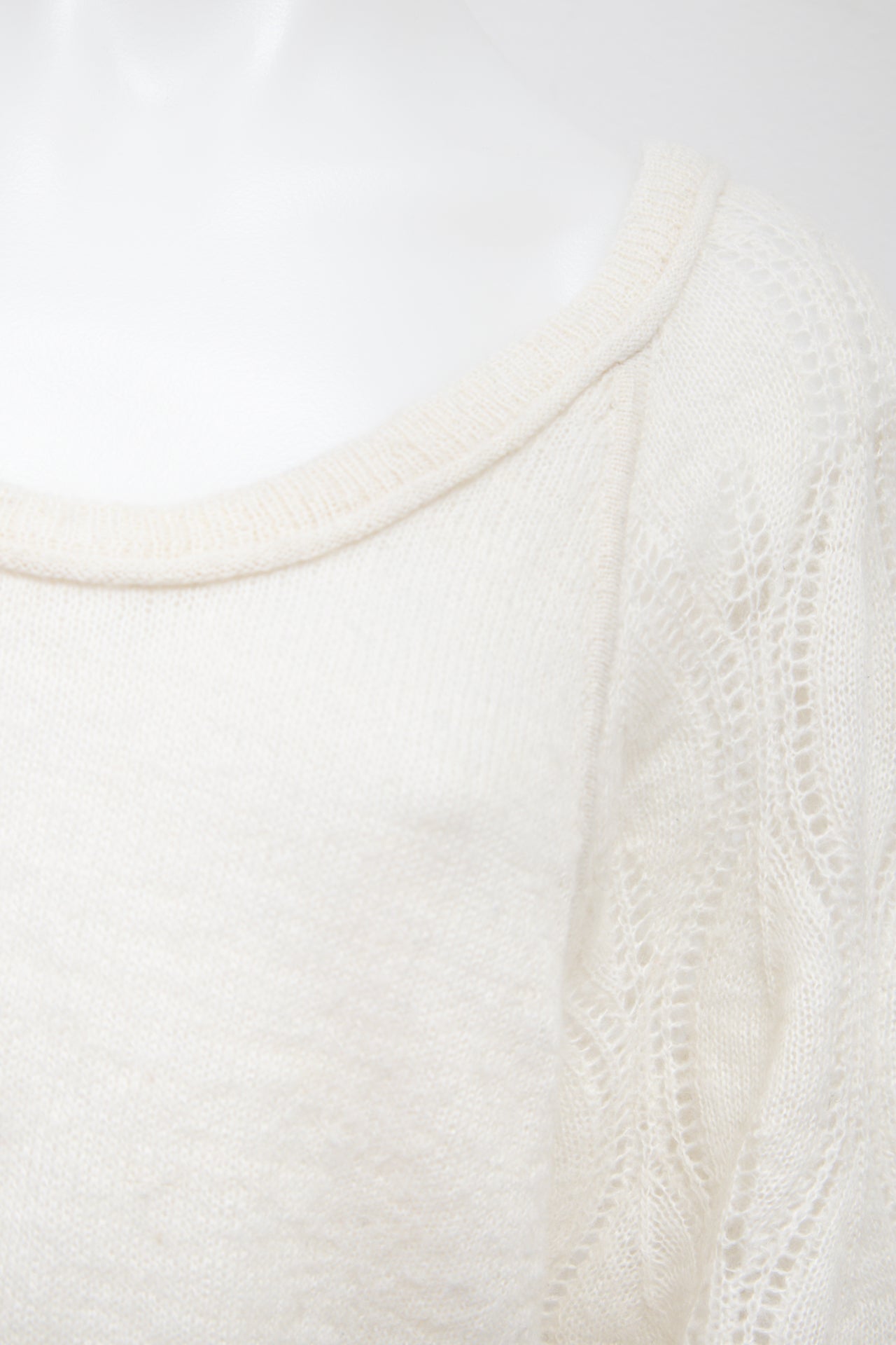 #109 Levi Strauss & Co. T-shirt White | c. 196 | Size 8