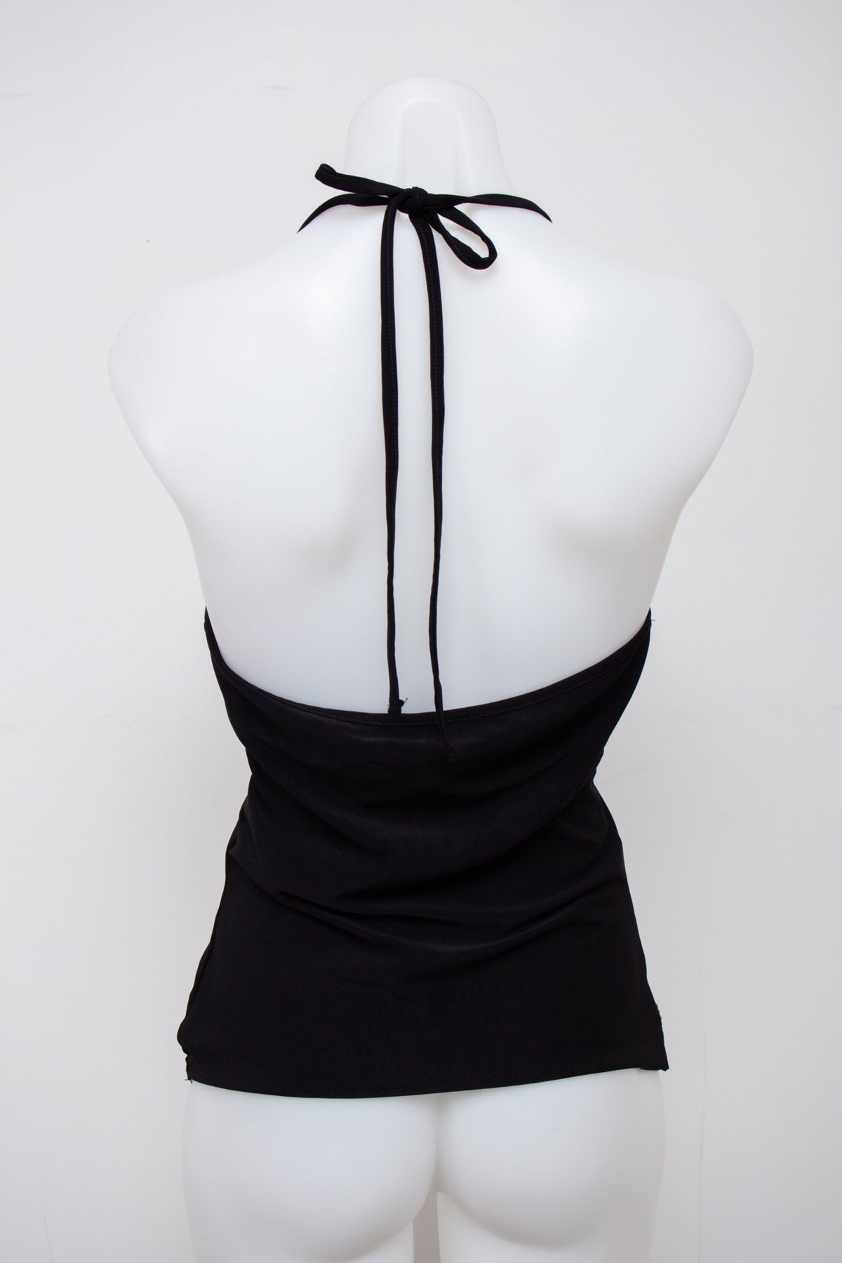 #002 Progress Halter Black | c. 209 | Size 8