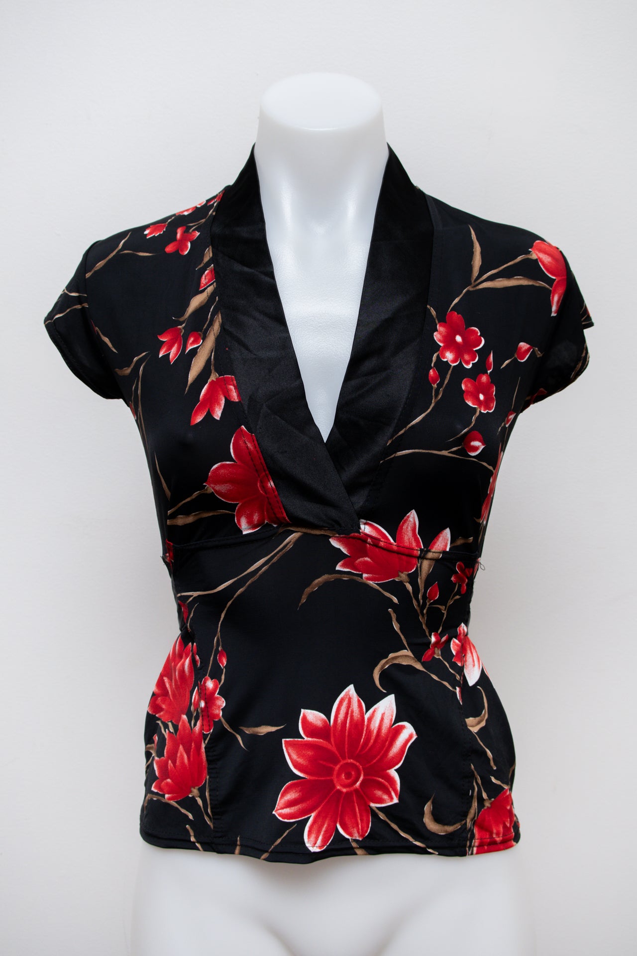 #43 Evita Camisole Top Black | c. 192 | Size 8