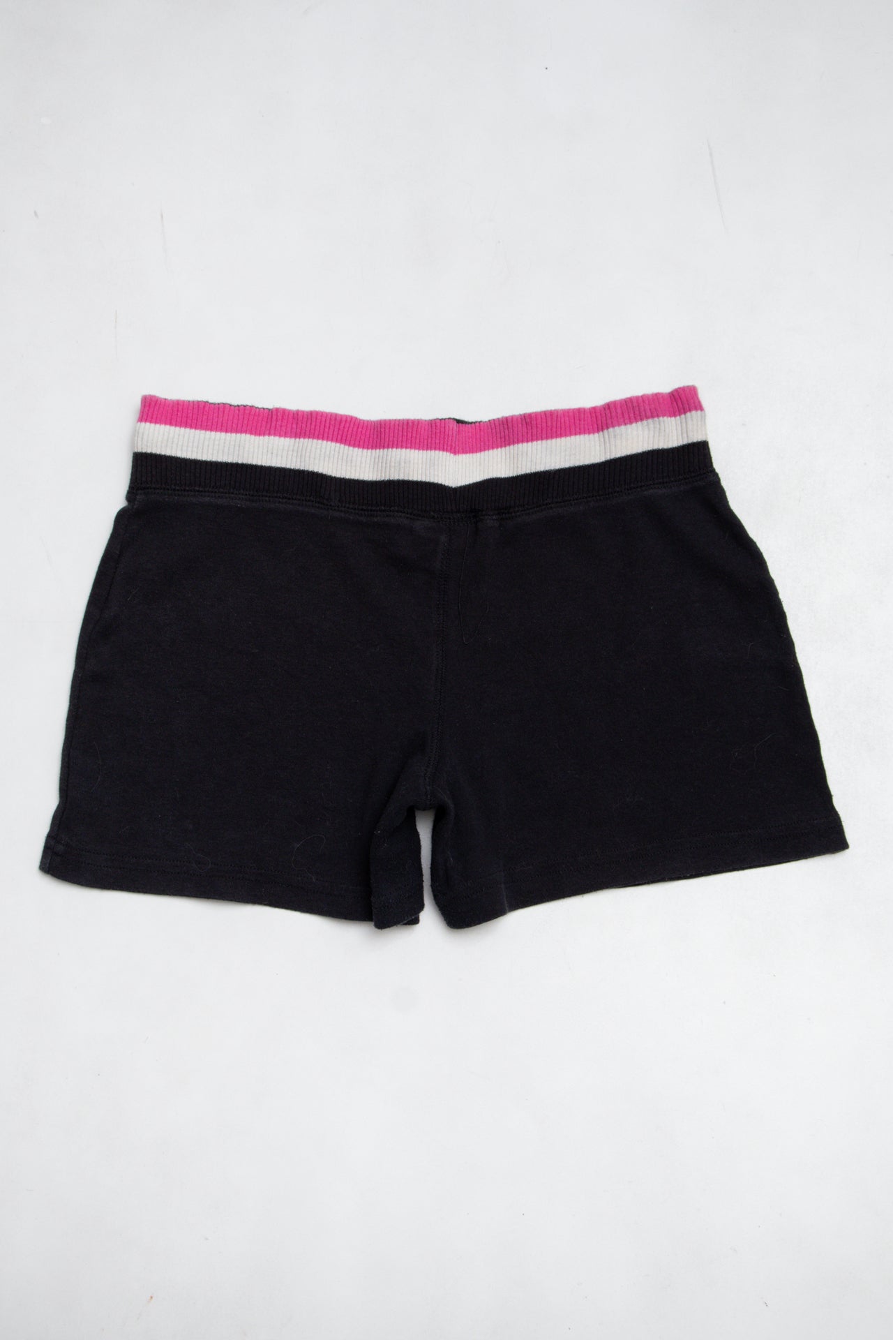 #144 X-mail Shorts Black | c. 196 | Size 8
