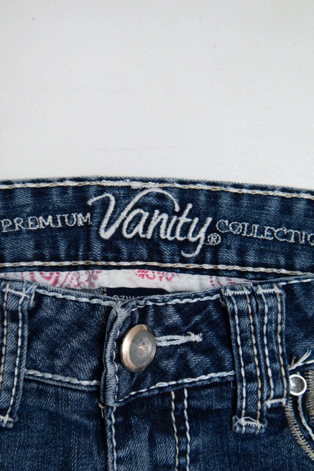 #183 Vanity Jeans Blue | c. 195 | Size 6