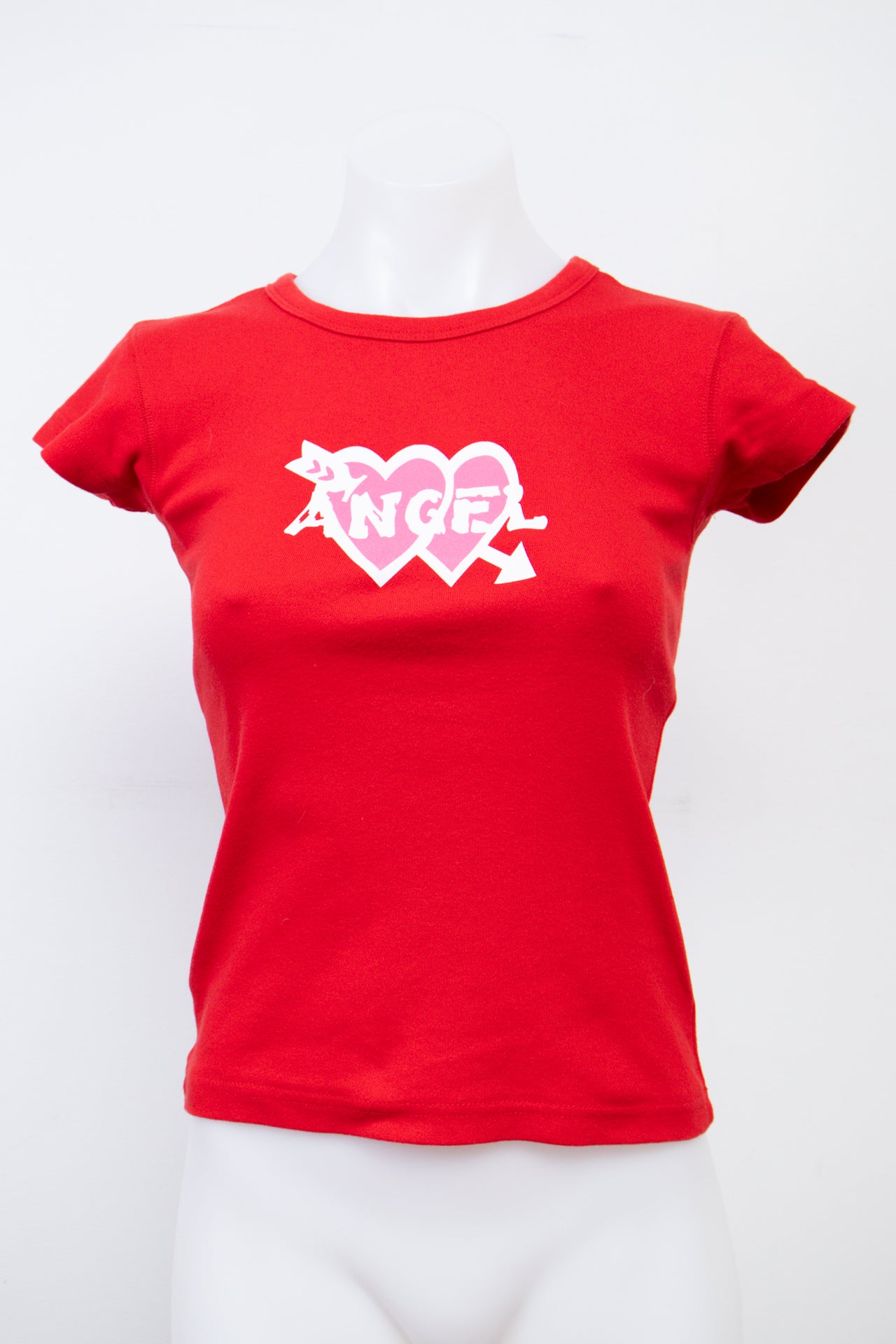 #086 Miss G. Paris T-shirt Red | c. 207 | Size 8